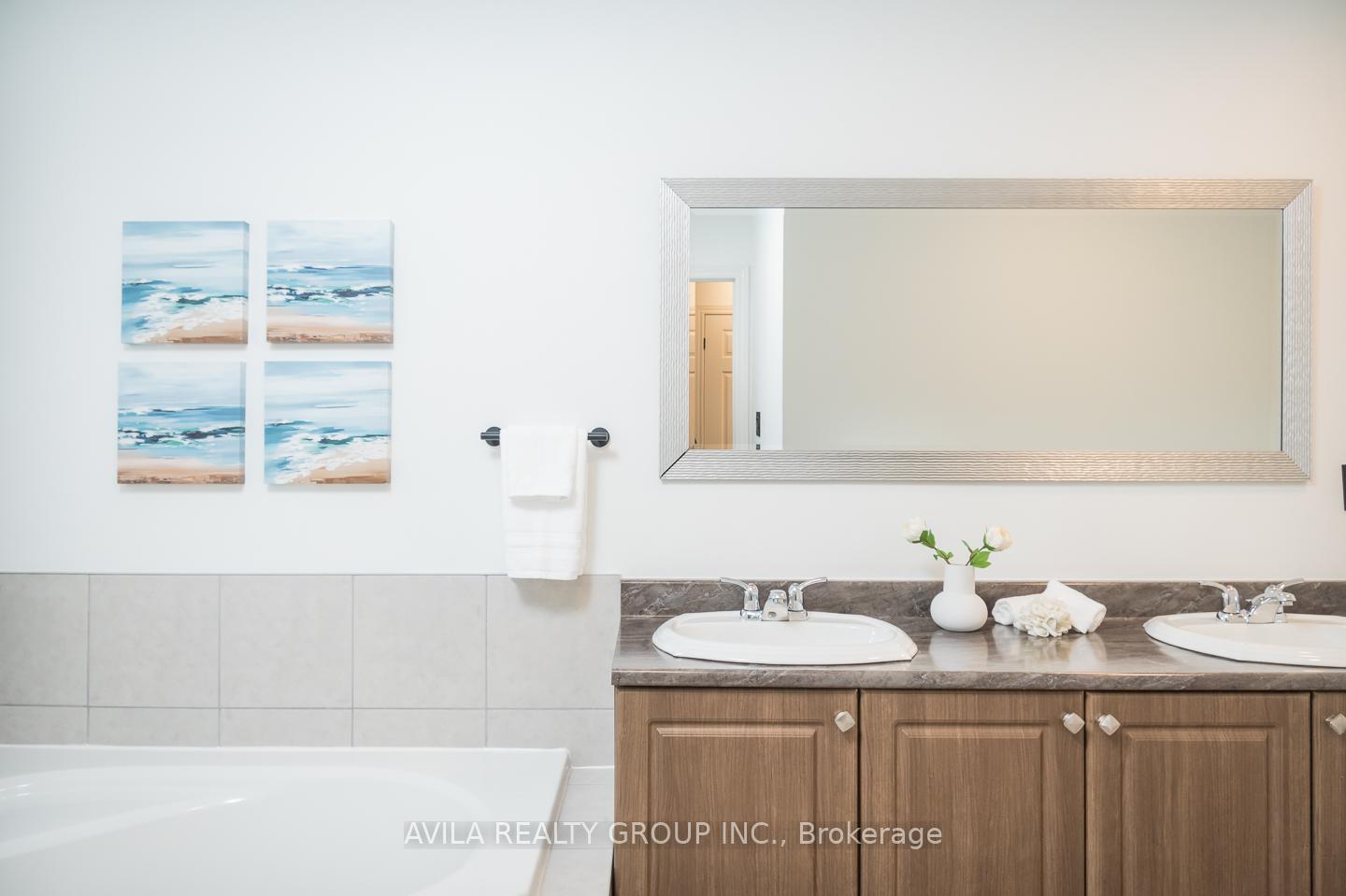 Photo 24 of 319 Bessborough Drive, Milton, Harrison — HOMEH