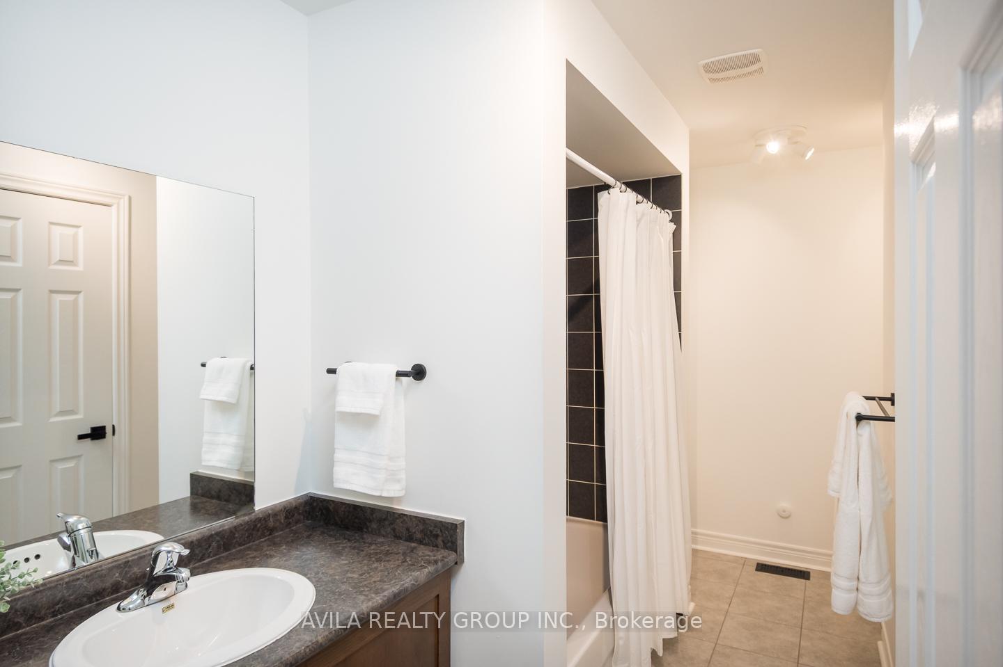 Photo 36 of 319 Bessborough Drive, Milton, Harrison — HOMEH