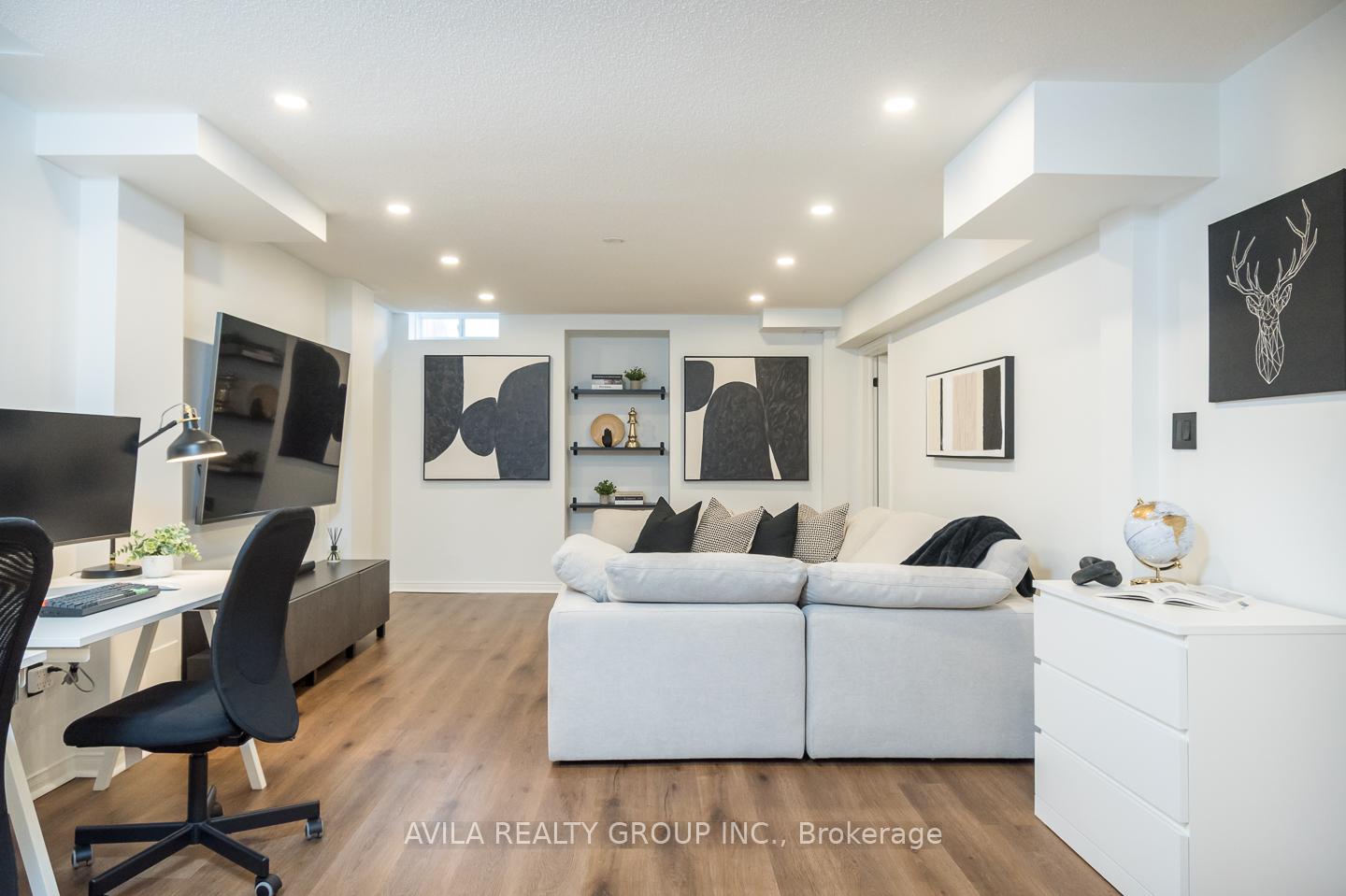 Photo 16 of 319 Bessborough Drive, Milton, Harrison — HOMEH