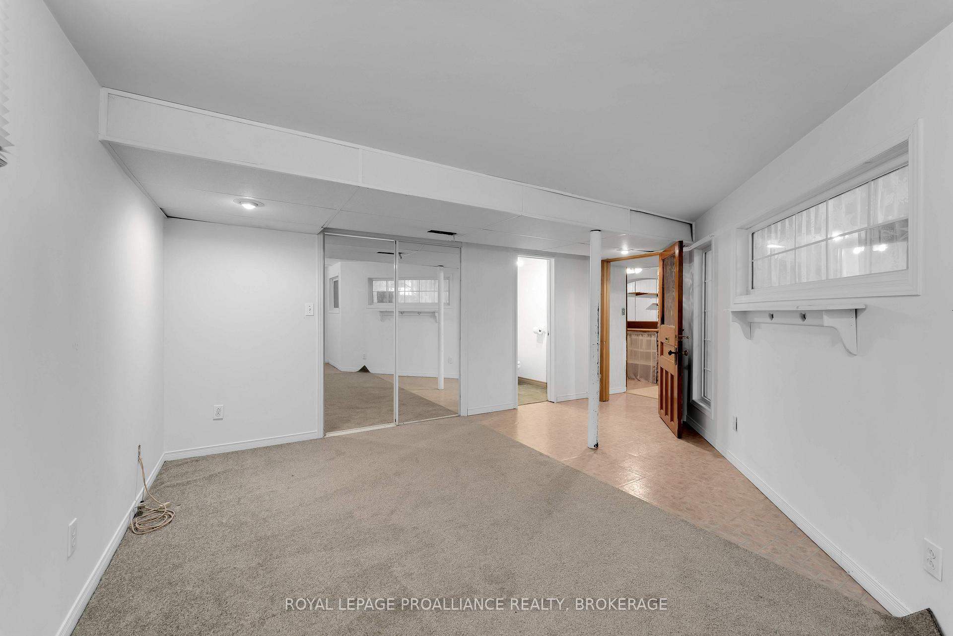 Photo 30 of 190 Conacher Drive, Kingston, Rideau — HOMEH