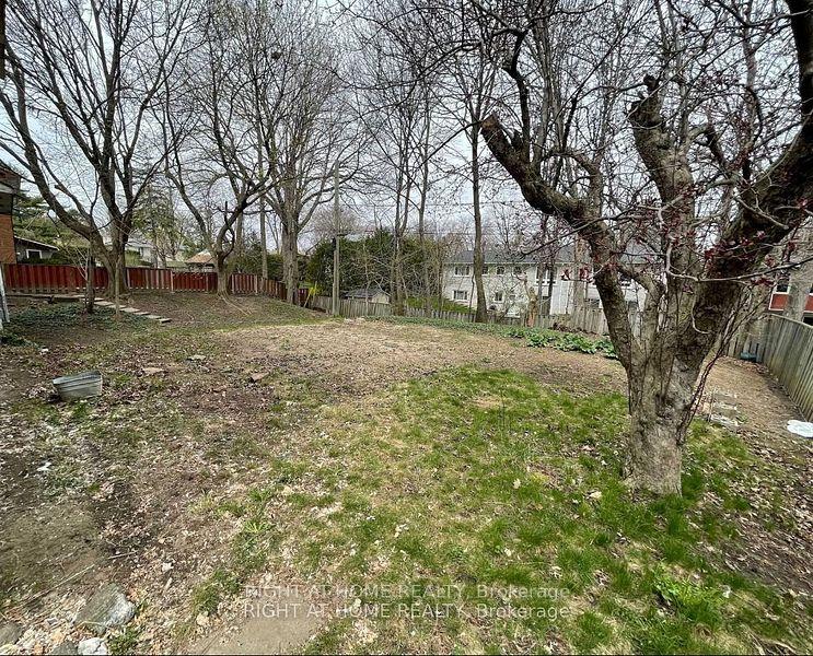 Photo 4 of 4 Elspeth Place, Markham, Grandview — HOMEH