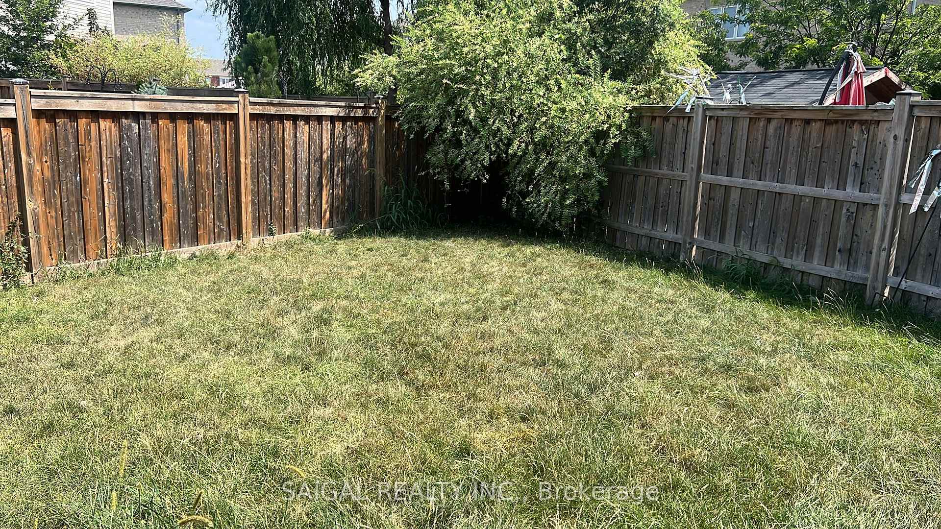 Photo 16 of 673 Gibson Crescent, Milton, Coates — HOMEH