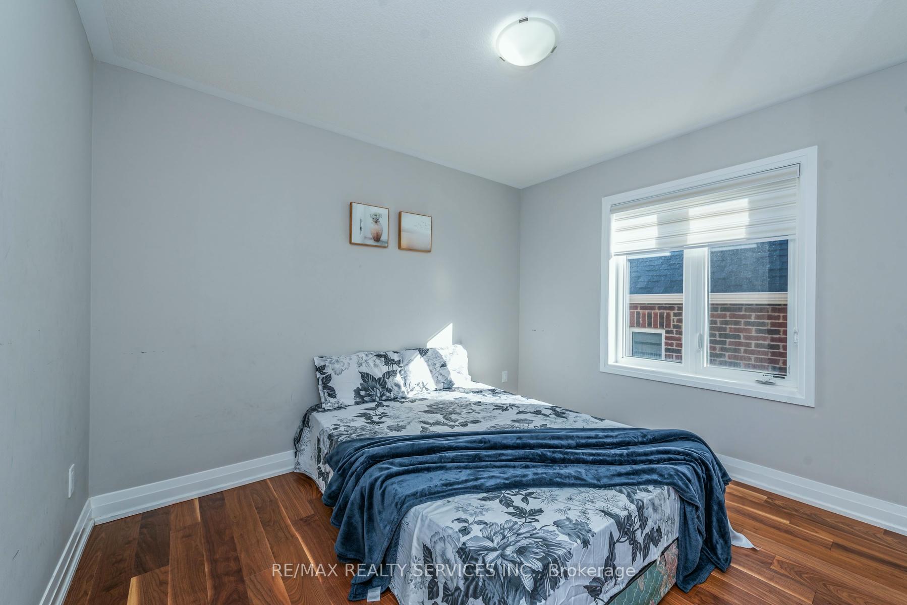 Photo 18 of 183 Histand Trail E, Kitchener — HOMEH