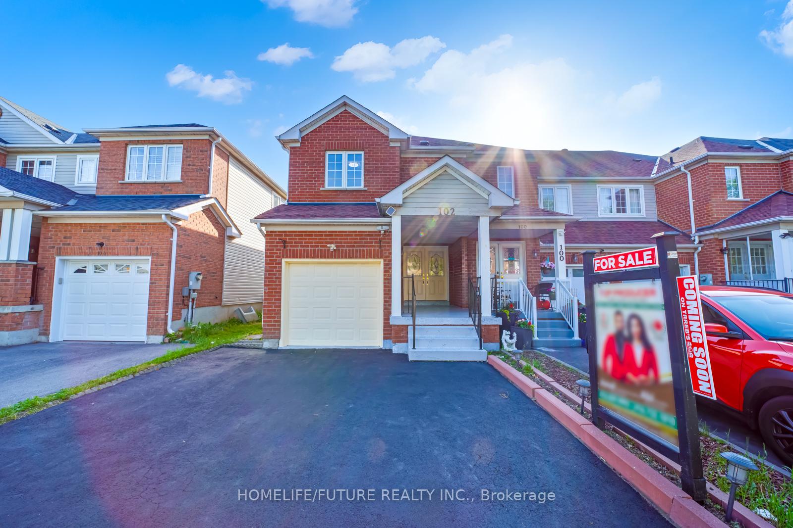 Photo 5 of 102 Billingsley Crescent, Markham, Cedarwood — HOMEH