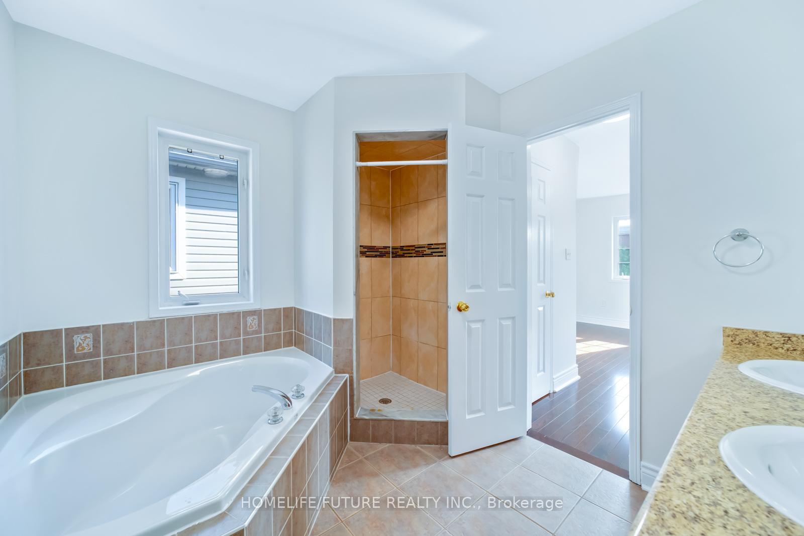 Photo 29 of 102 Billingsley Crescent, Markham, Cedarwood — HOMEH