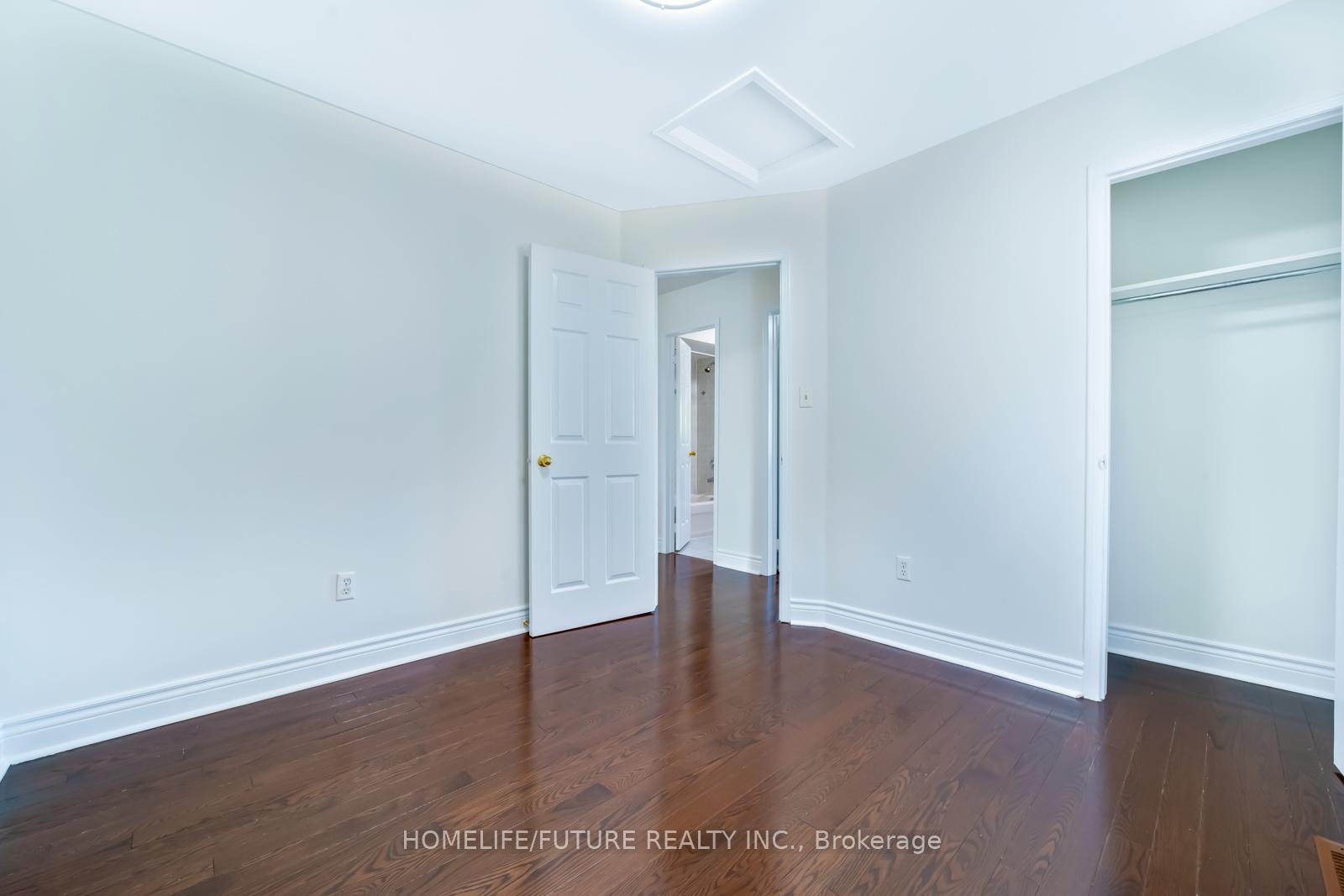 Photo 31 of 102 Billingsley Crescent, Markham, Cedarwood — HOMEH