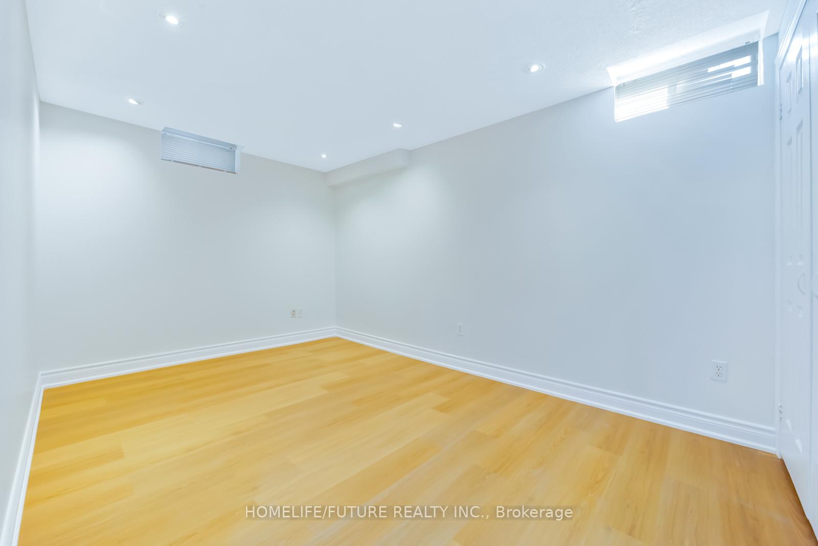 Photo 40 of 102 Billingsley Crescent, Markham, Cedarwood — HOMEH