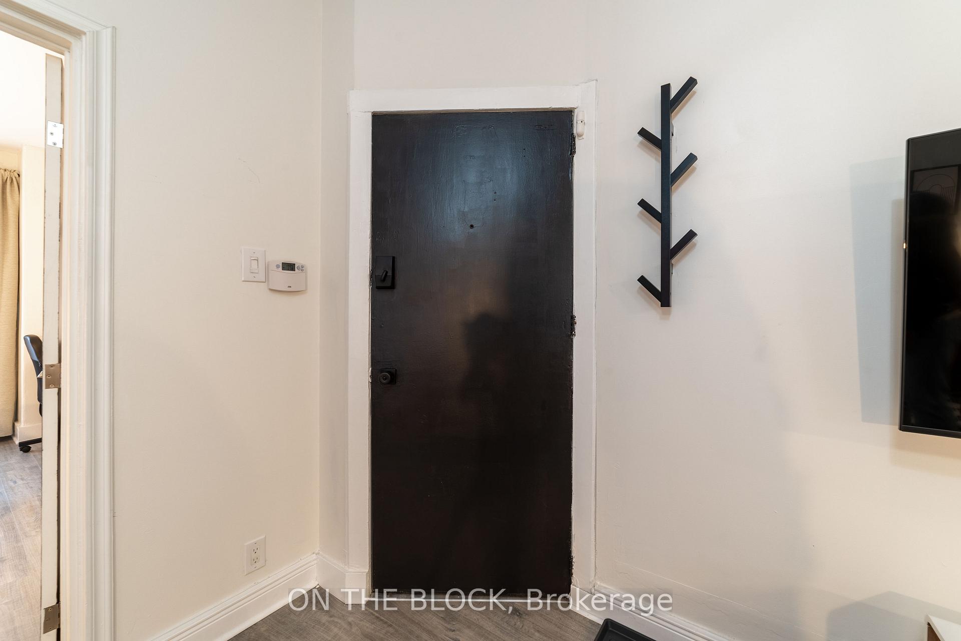 Photo 2 of Unit 1, 19 Century Street, Hamilton, Landsdale — HOMEH