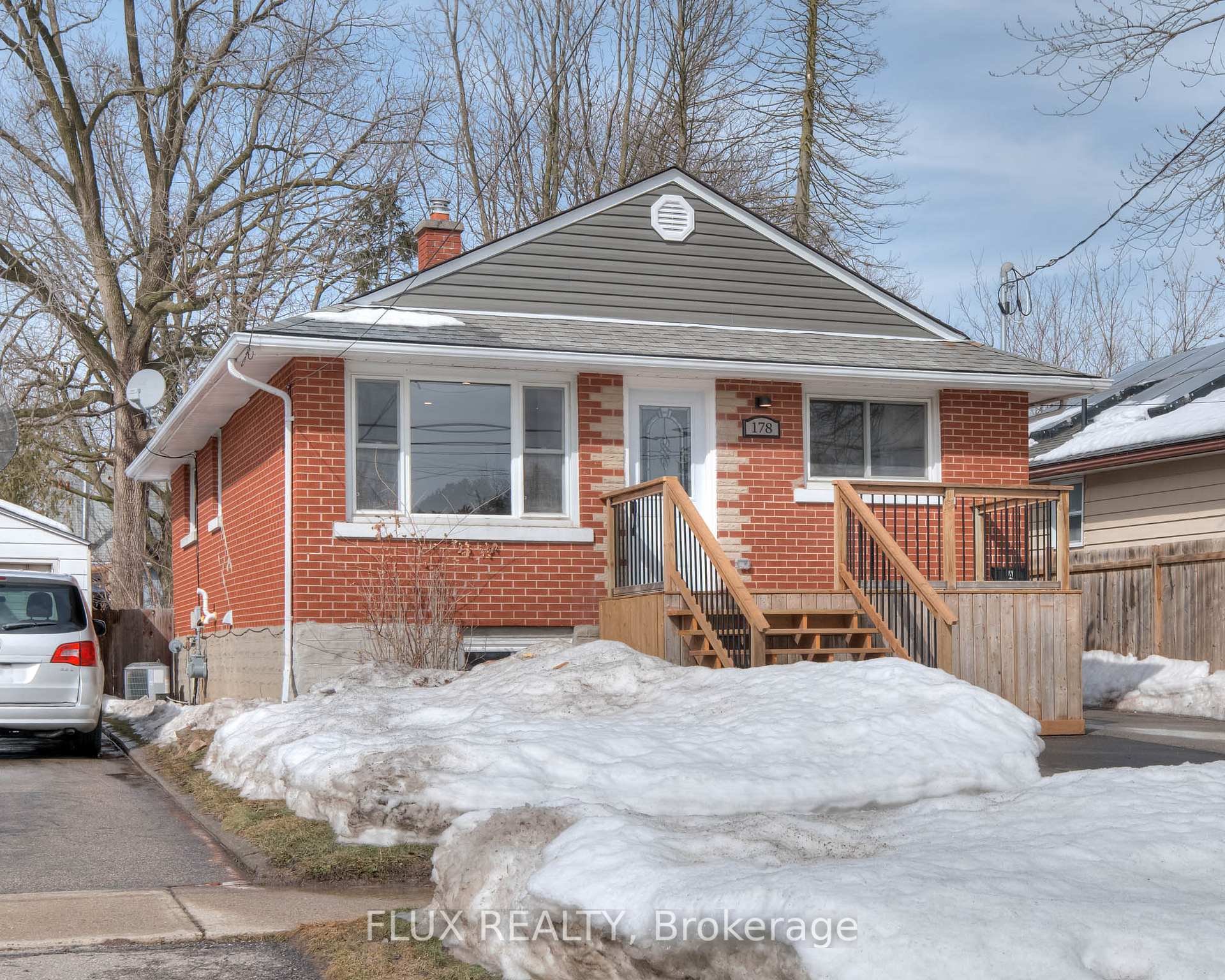 Photo 2 of 178 Glen Road, Kitchener — HOMEH