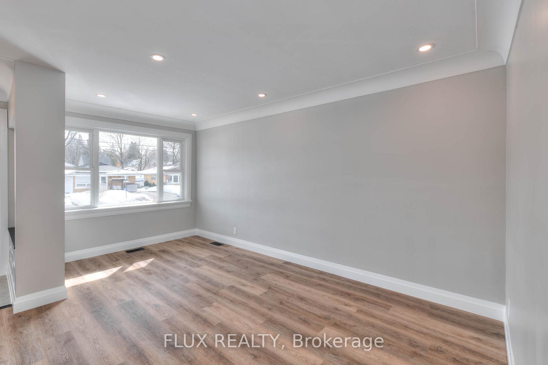 Photo 10 of 178 Glen Road, Kitchener — HOMEH