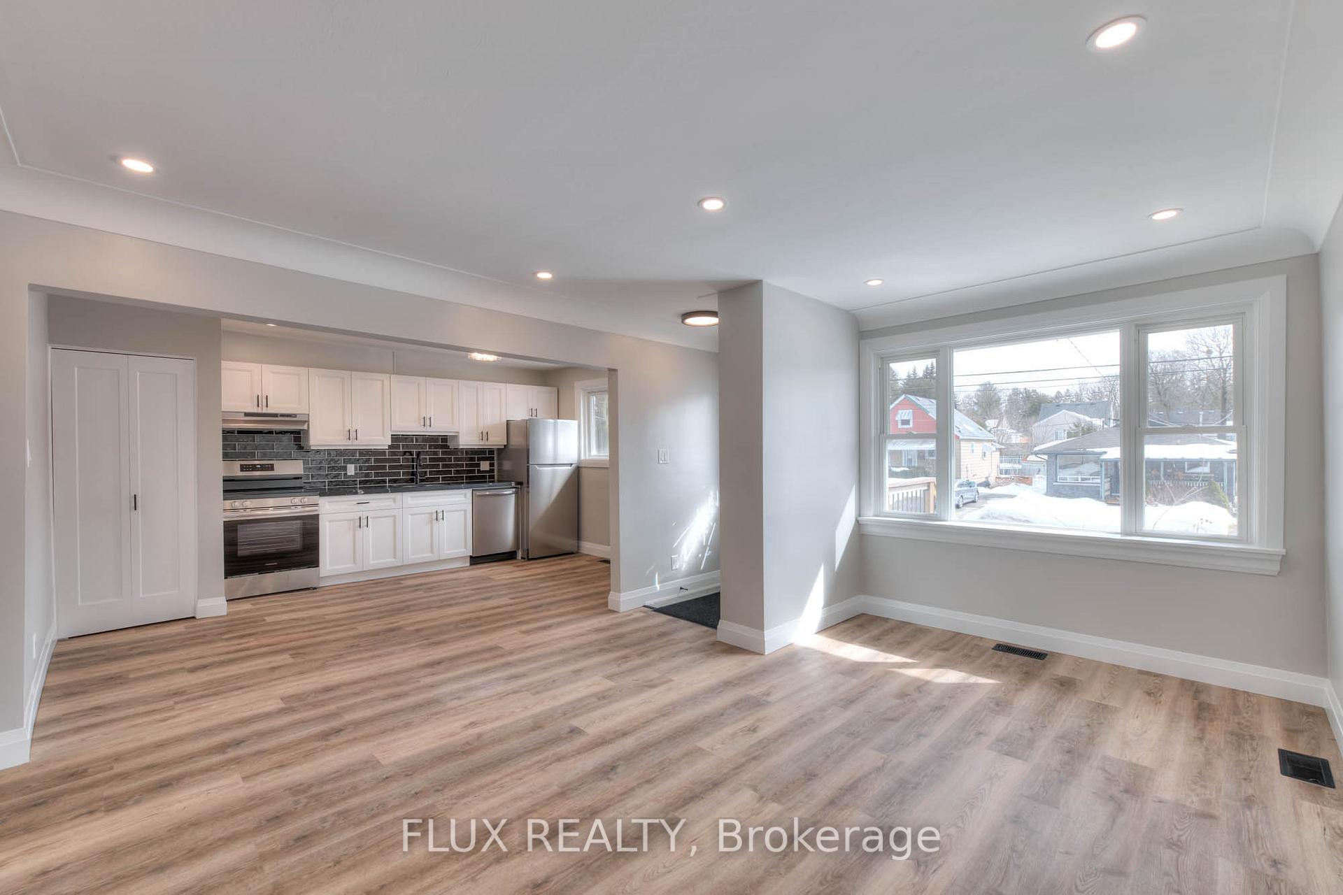 Photo 12 of 178 Glen Road, Kitchener — HOMEH