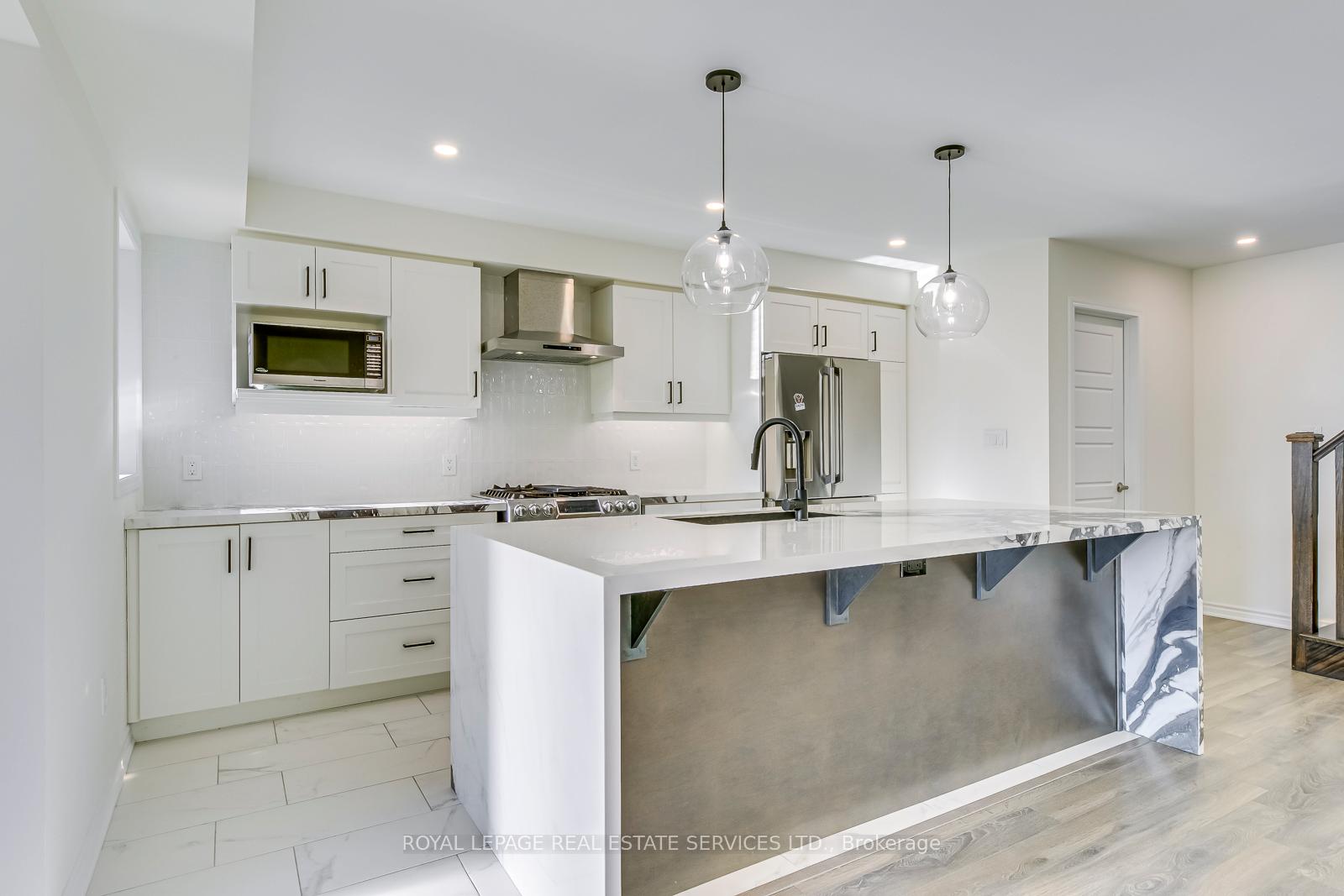 Photo 15 of Unit 22, 1125 Leger Way, Milton, Ford — HOMEH