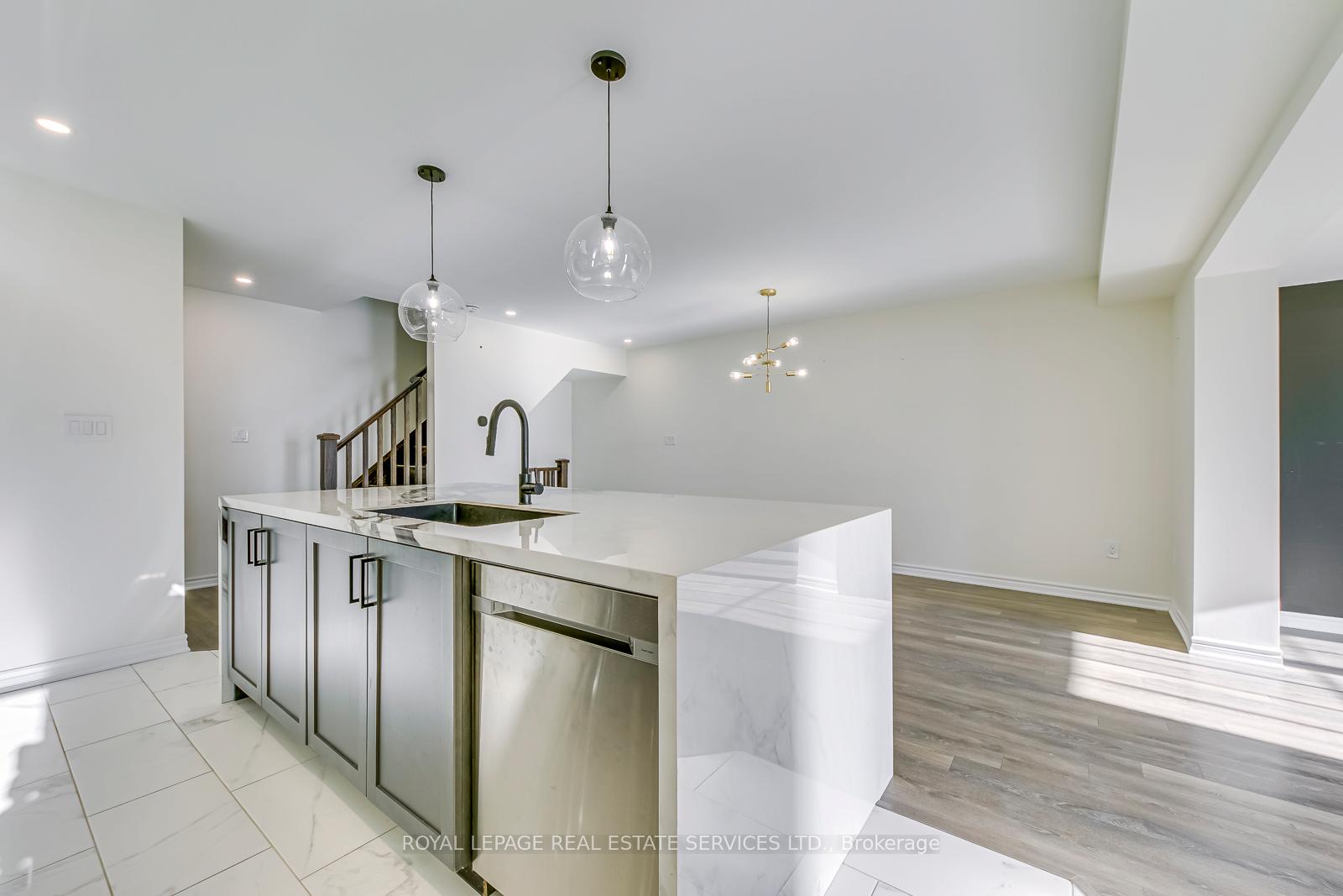 Photo 17 of Unit 22, 1125 Leger Way, Milton, Ford — HOMEH
