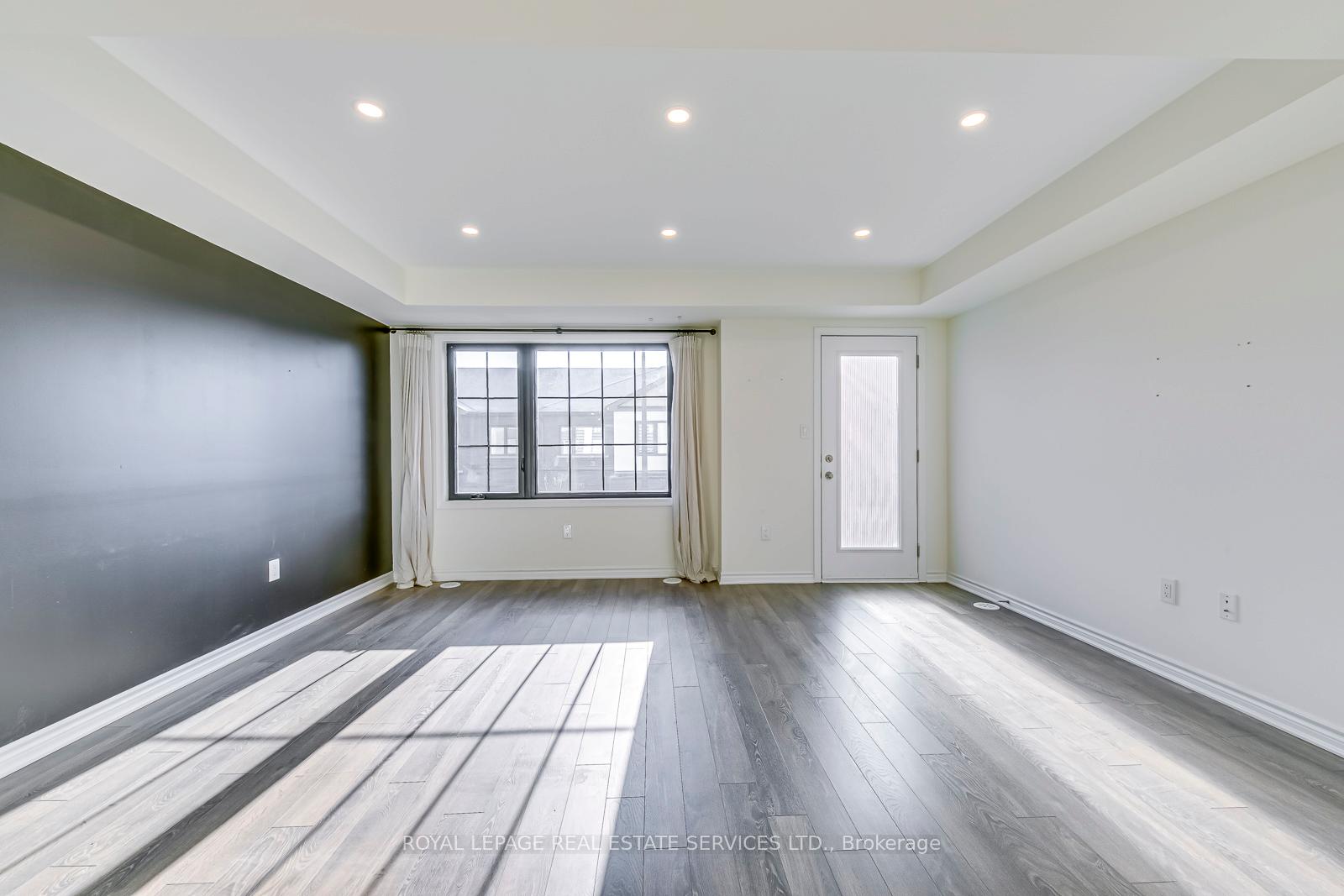 Photo 13 of Unit 22, 1125 Leger Way, Milton, Ford — HOMEH