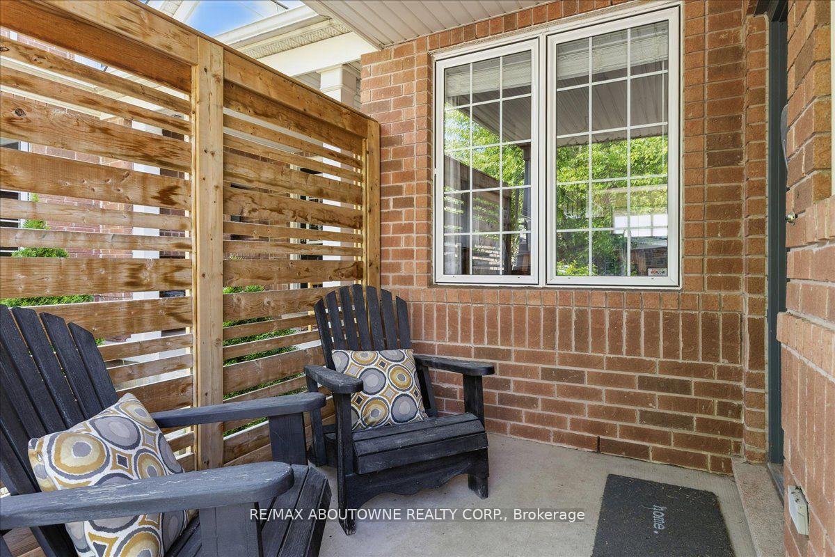 Photo 2 of 769 Shortreed Crescent, Milton, Coates — HOMEH