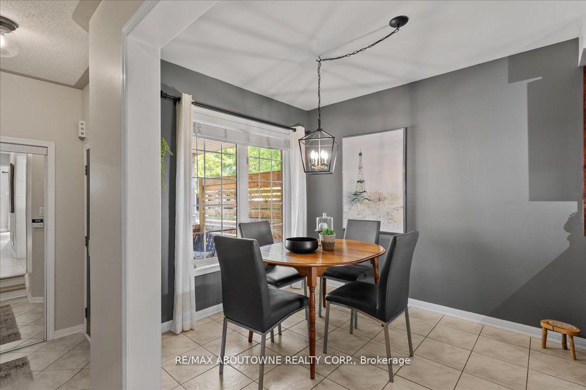 Photo 17 of 769 Shortreed Crescent, Milton, Coates — HOMEH