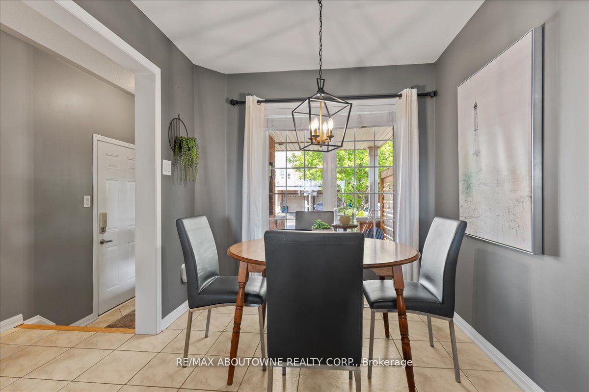 Photo 7 of 769 Shortreed Crescent, Milton, Coates — HOMEH