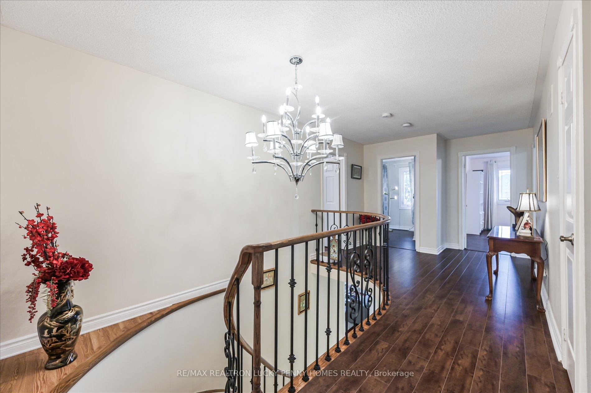 Photo 13 of 17 Buttonfield Road, Markham, Buttonville — HOMEH