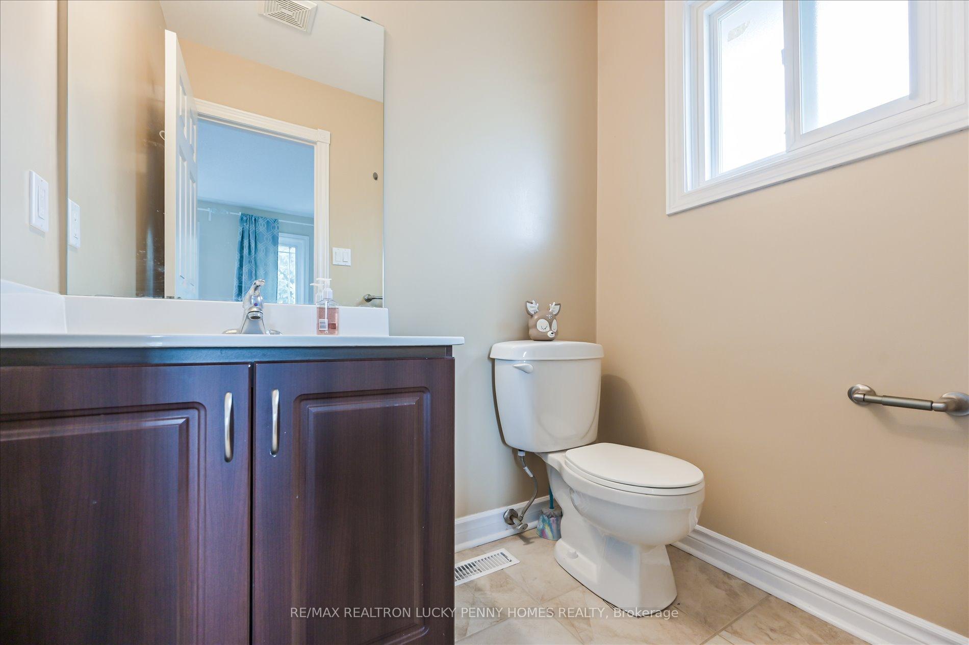 Photo 20 of 17 Buttonfield Road, Markham, Buttonville — HOMEH