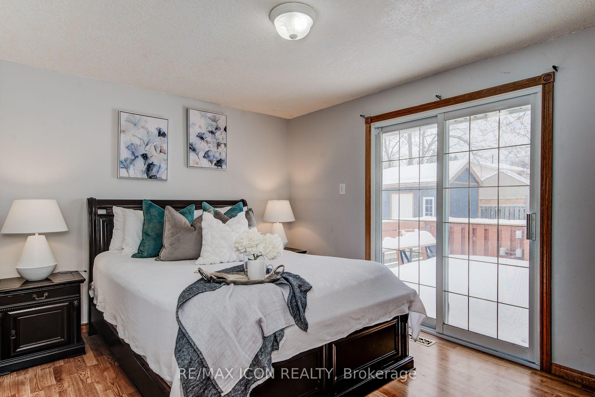 Photo 18 of 29 Rossford Crescent, Kitchener — HOMEH