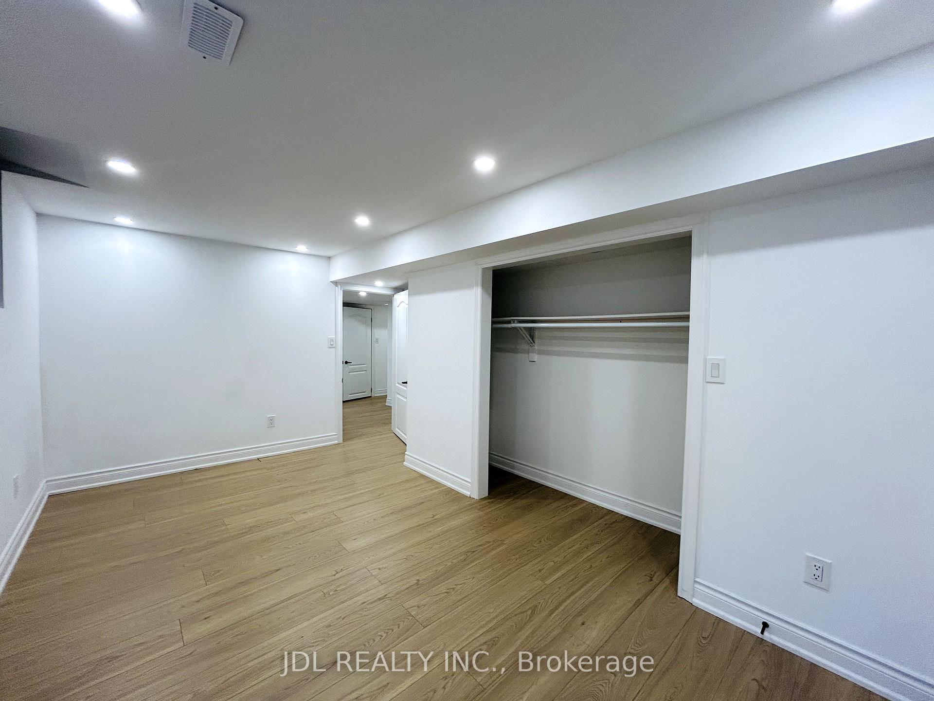 Photo 11 of Unit Bsmt, 22 Lionheart Lane, Markham, Berczy — HOMEH