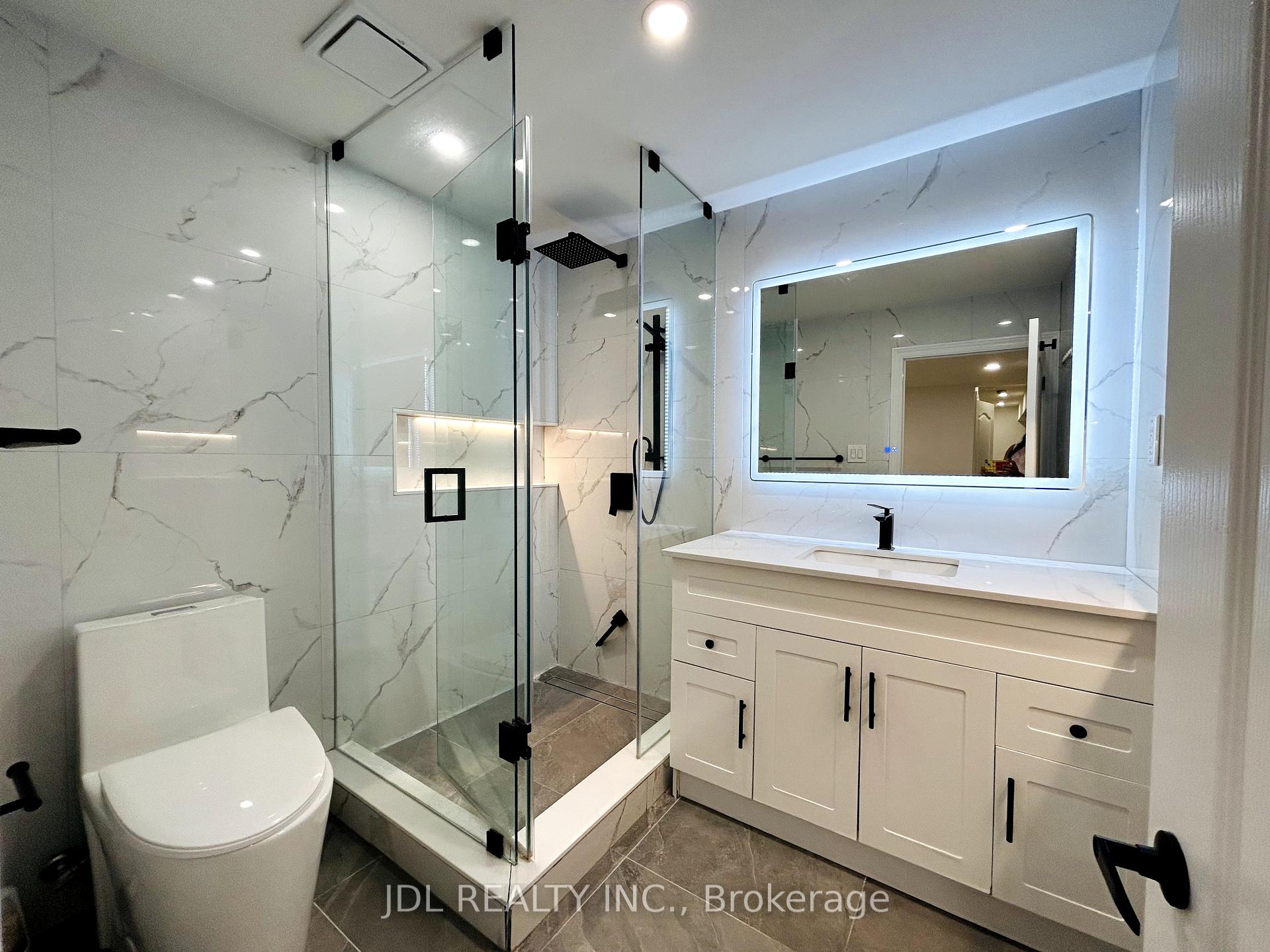 Photo 14 of Unit Bsmt, 22 Lionheart Lane, Markham, Berczy — HOMEH