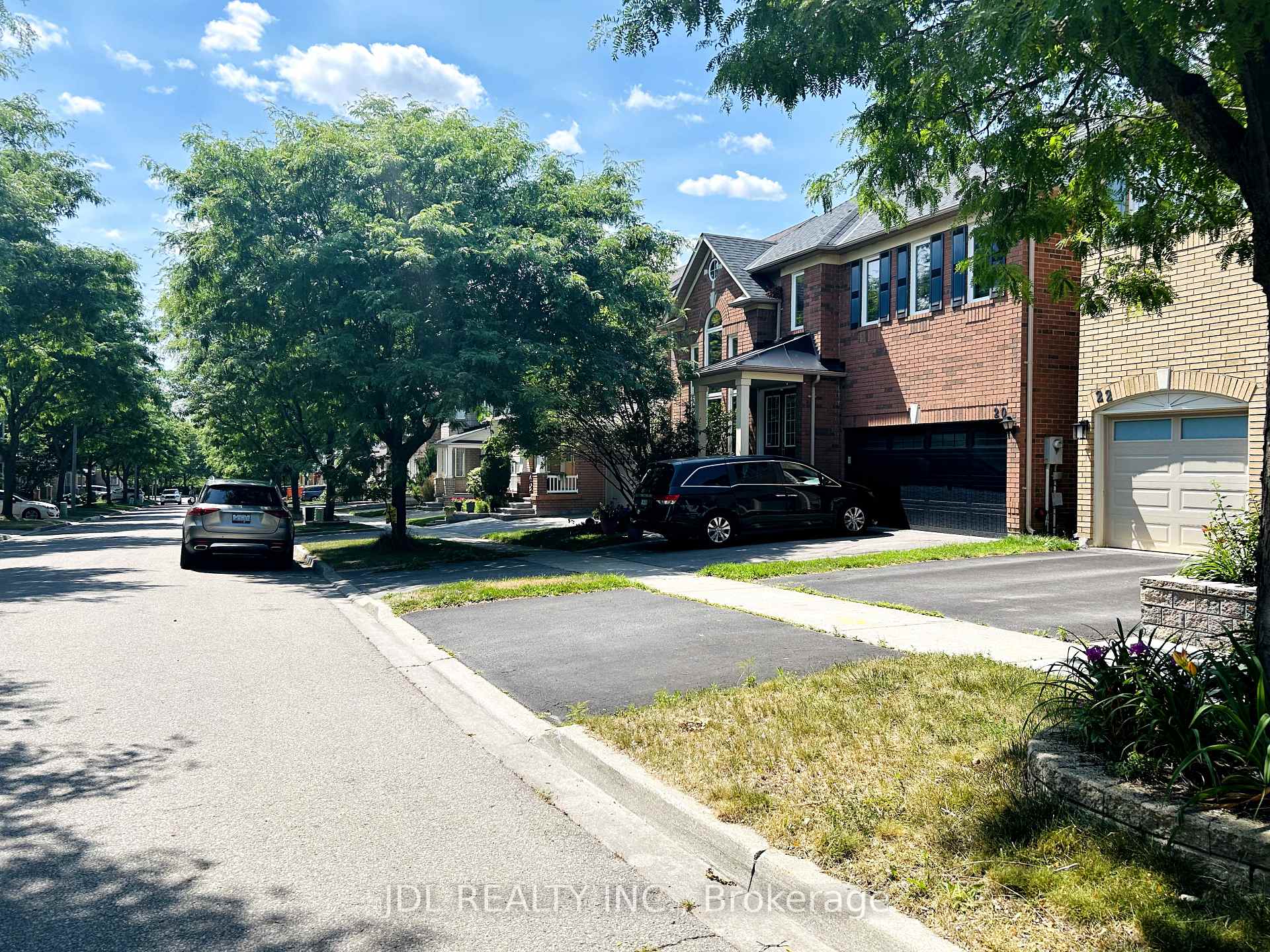 Photo 19 of Unit Bsmt, 22 Lionheart Lane, Markham, Berczy — HOMEH