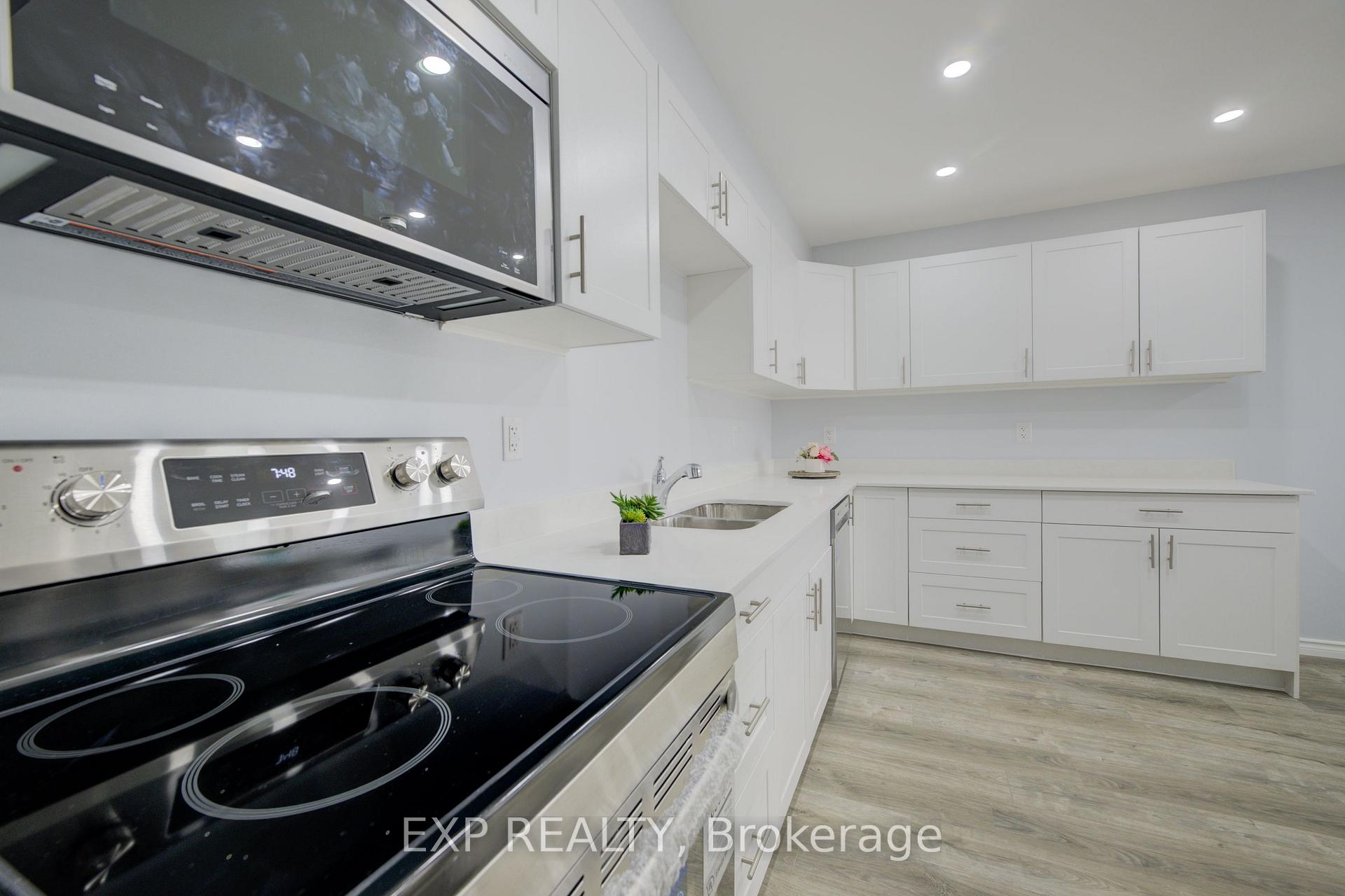 Photo 18 of 110 Ralgreen Crescent, Kitchener — HOMEH