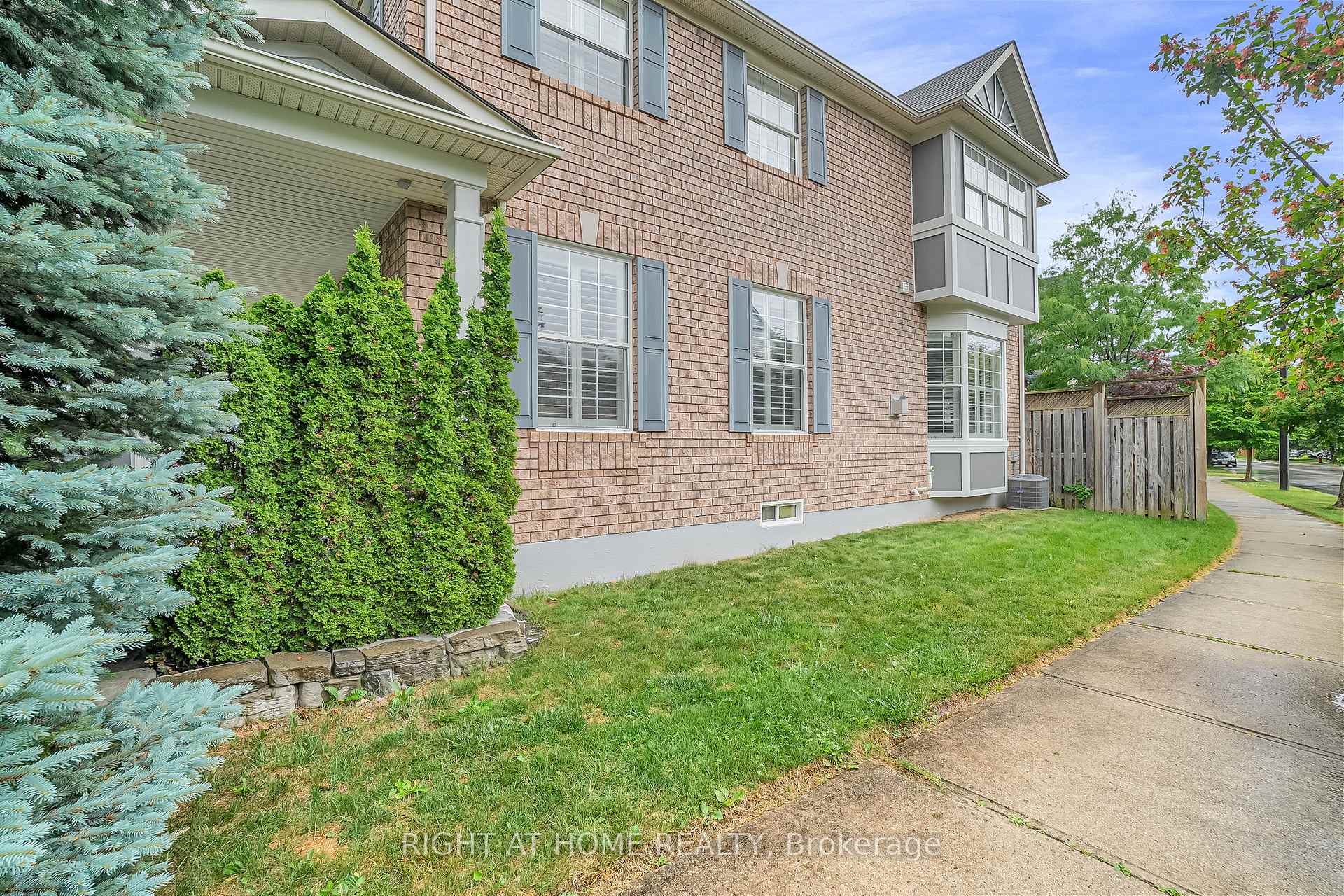 Photo 30 of 928 Lancaster Boulevard, Milton, Beaty — HOMEH