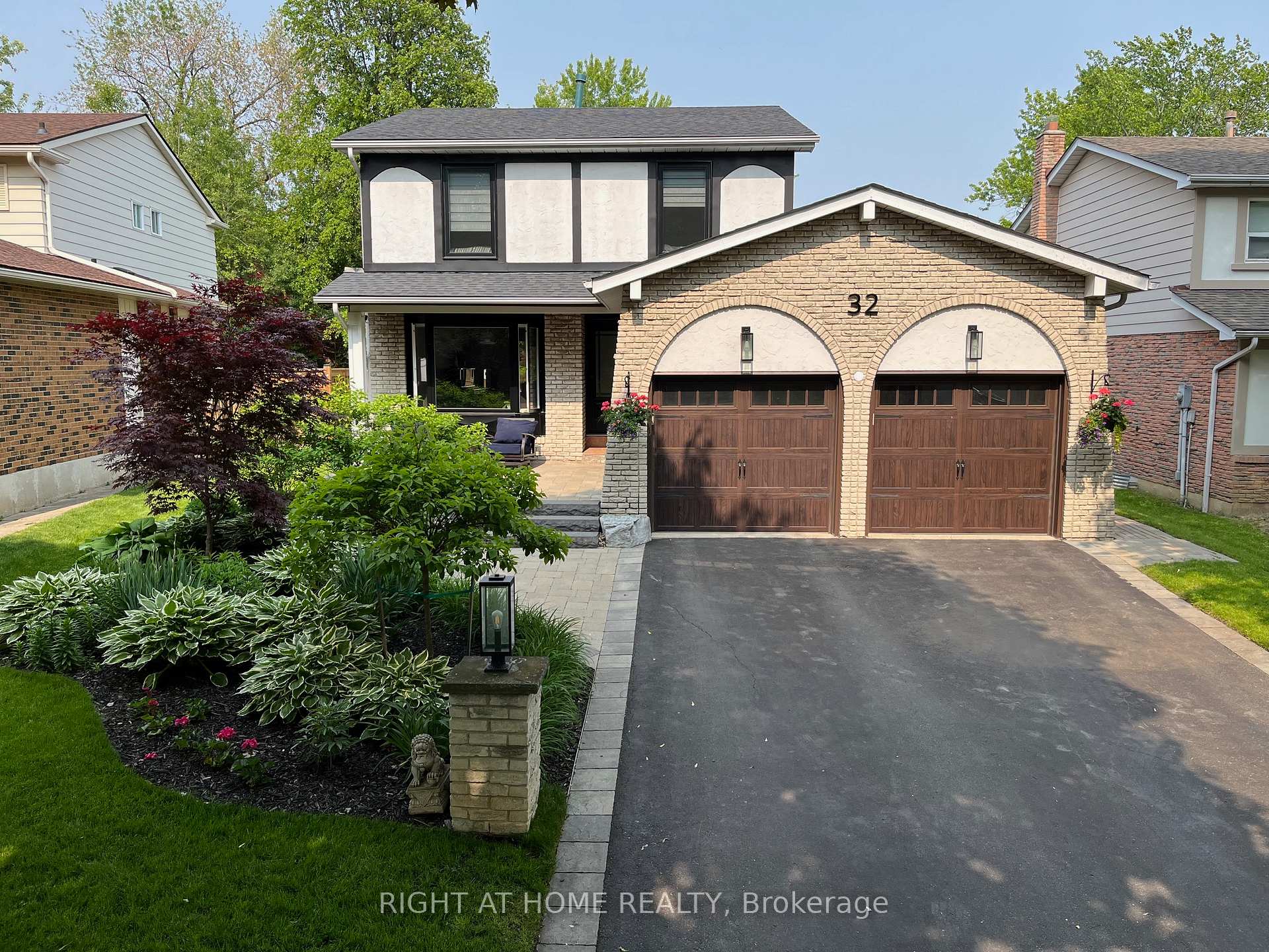 Front of 32 Braeburn Drive
