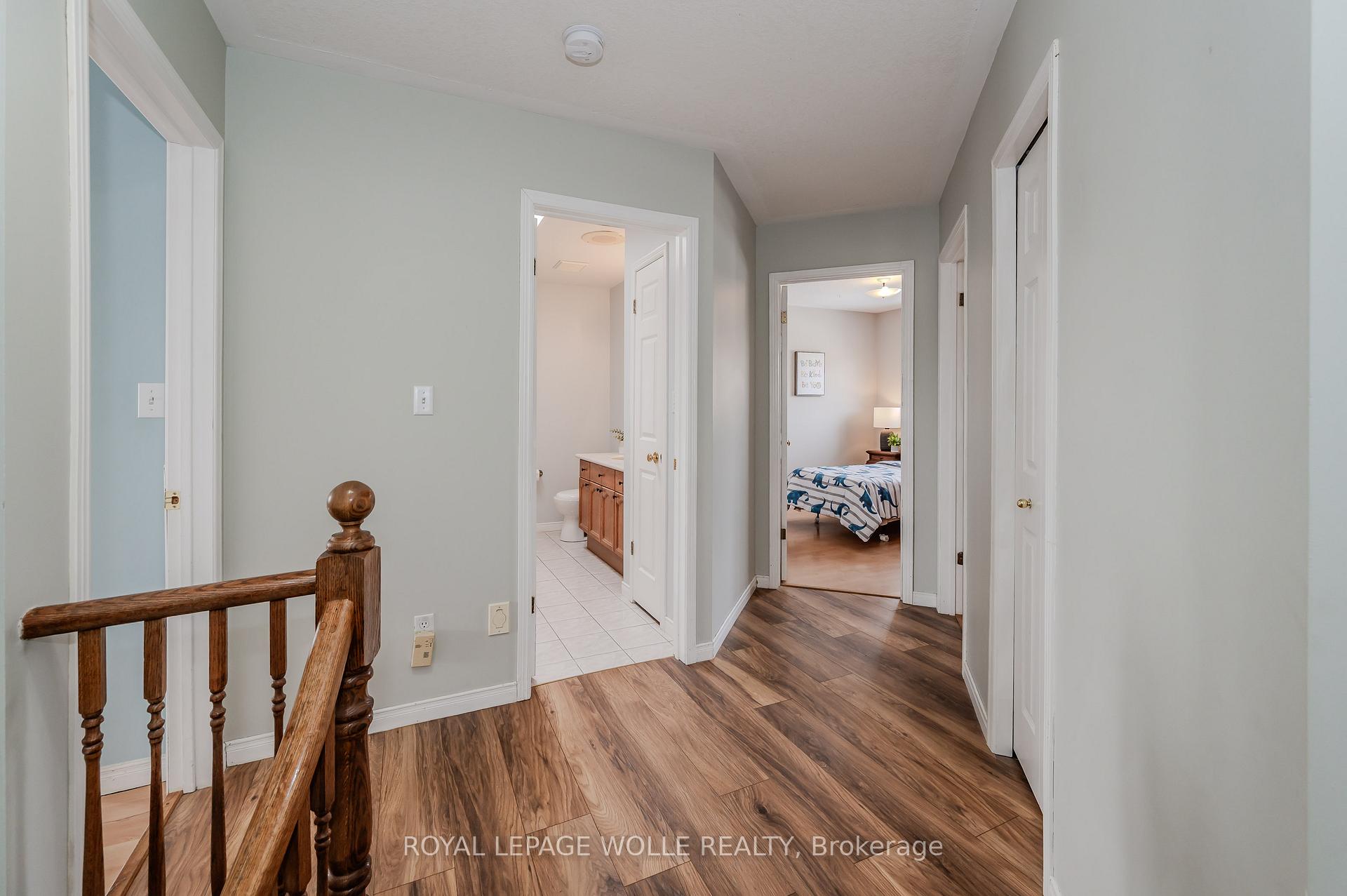 Photo 17 of 58 Inge Court, Kitchener — HOMEH