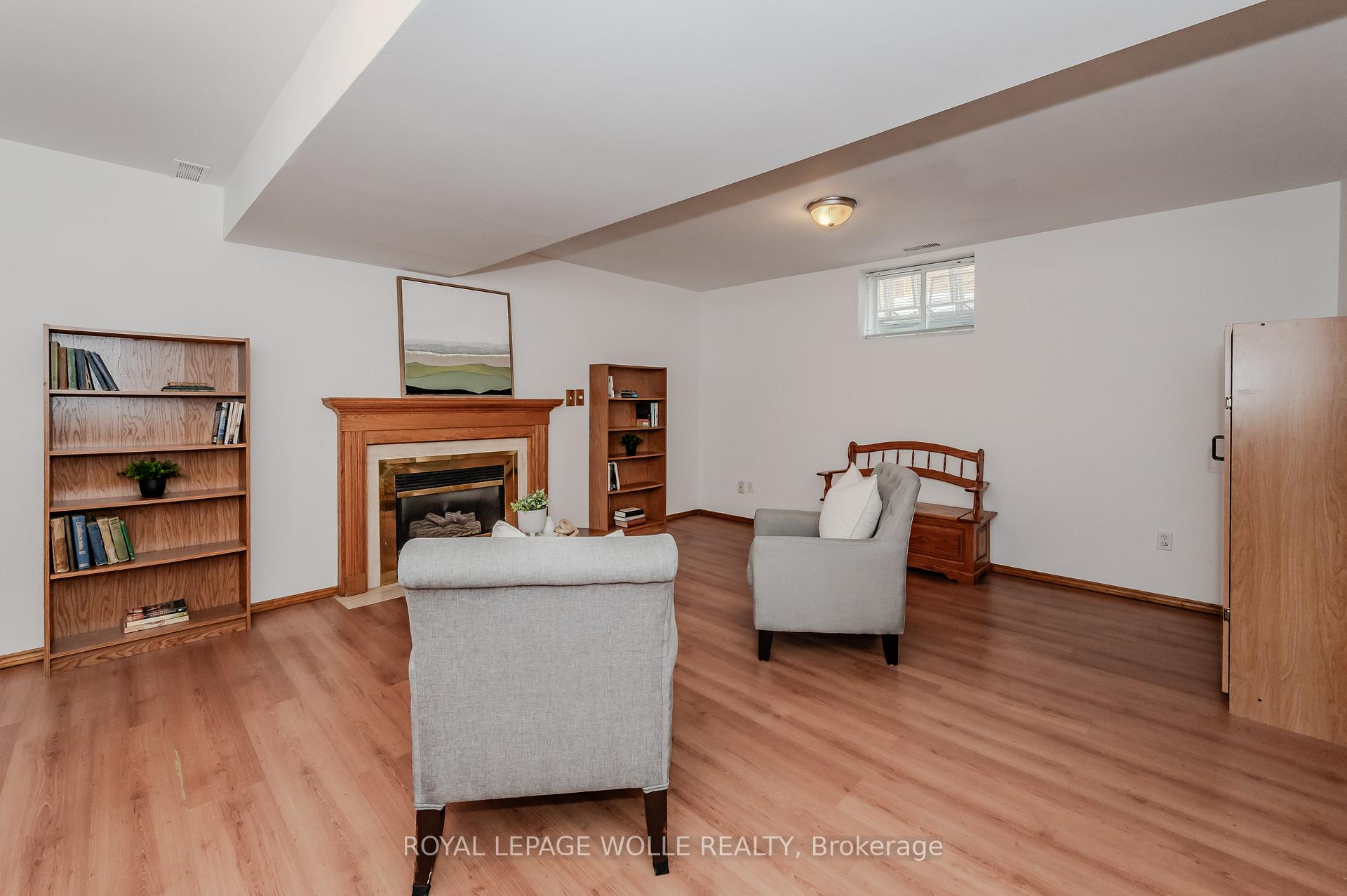 Photo 29 of 58 Inge Court, Kitchener — HOMEH