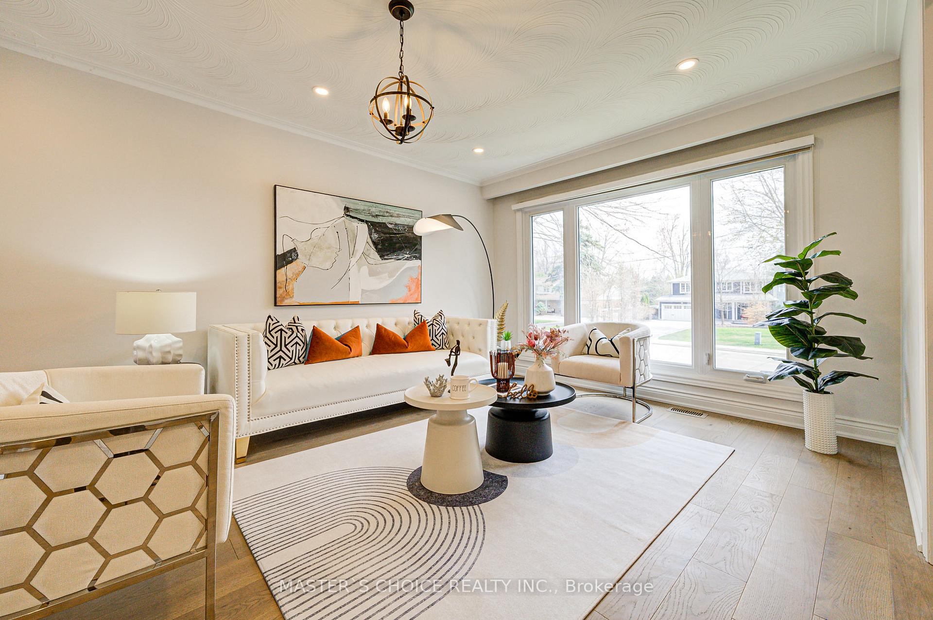 Photo 5 of 38 Sciberras Road, Markham, Unionville — HOMEH
