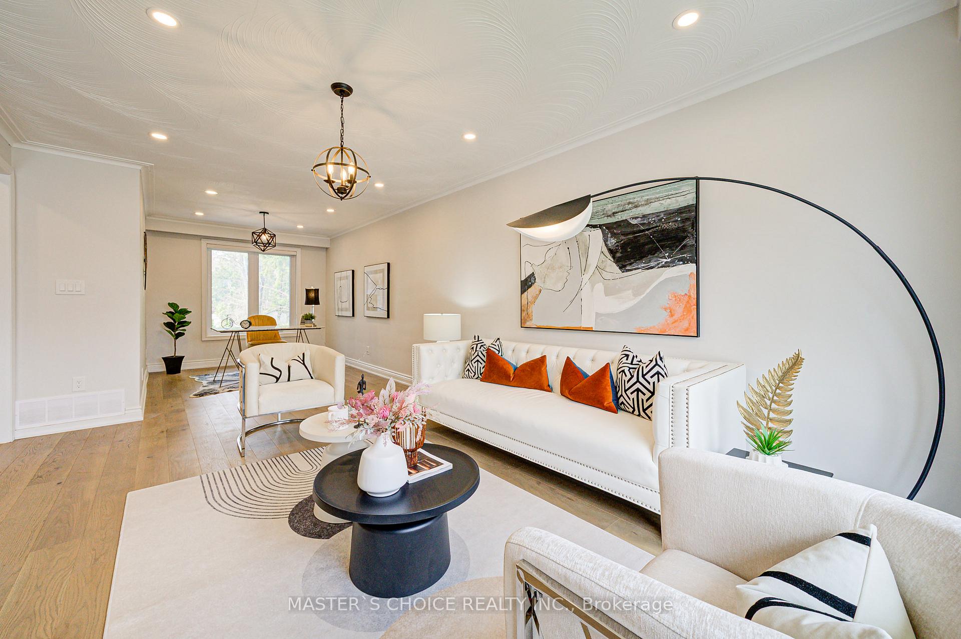 Photo 7 of 38 Sciberras Road, Markham, Unionville — HOMEH