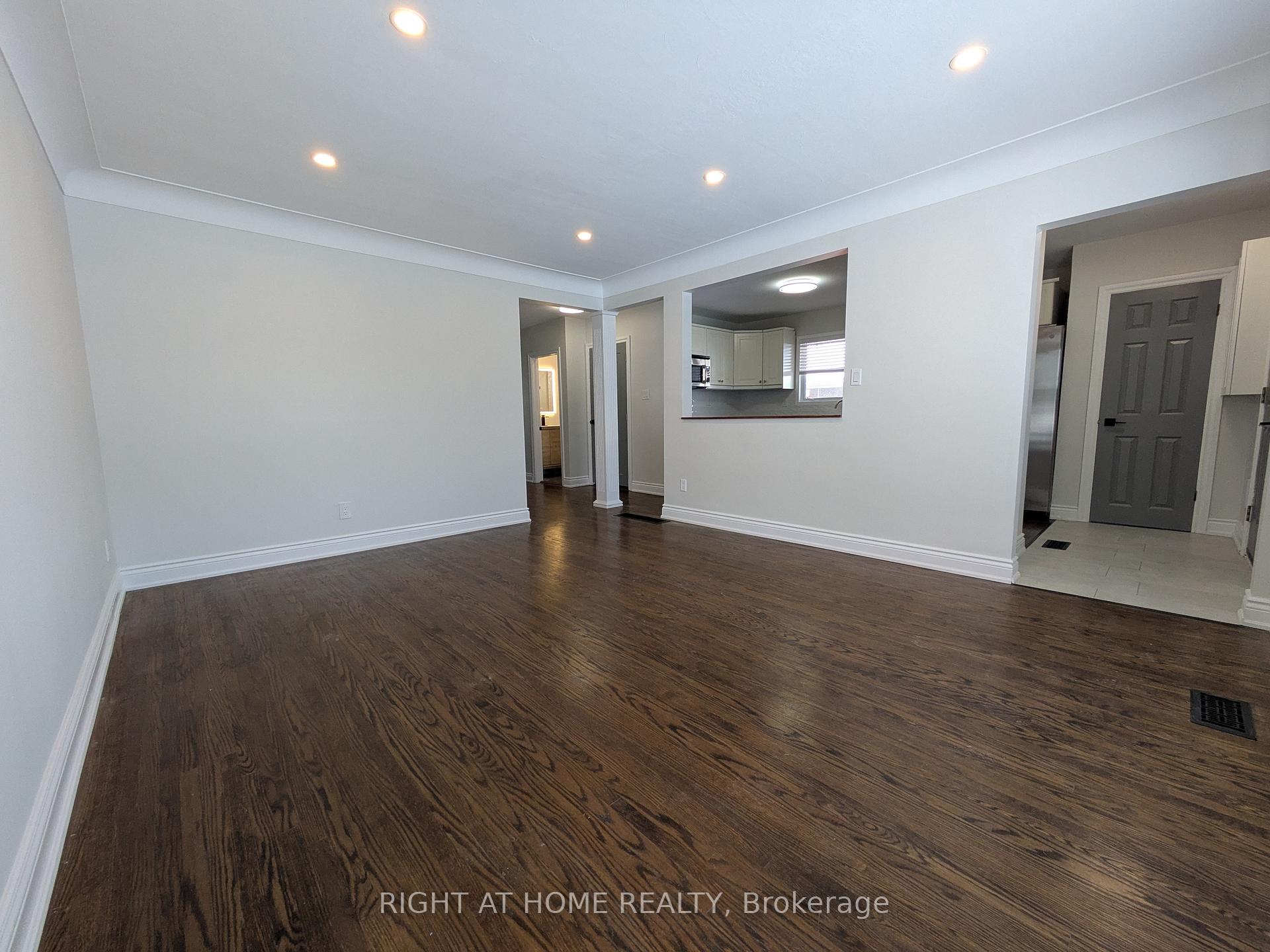 Photo 5 of Unit Upper, 242 West 18th Street, Hamilton, Buchanan — HOMEH
