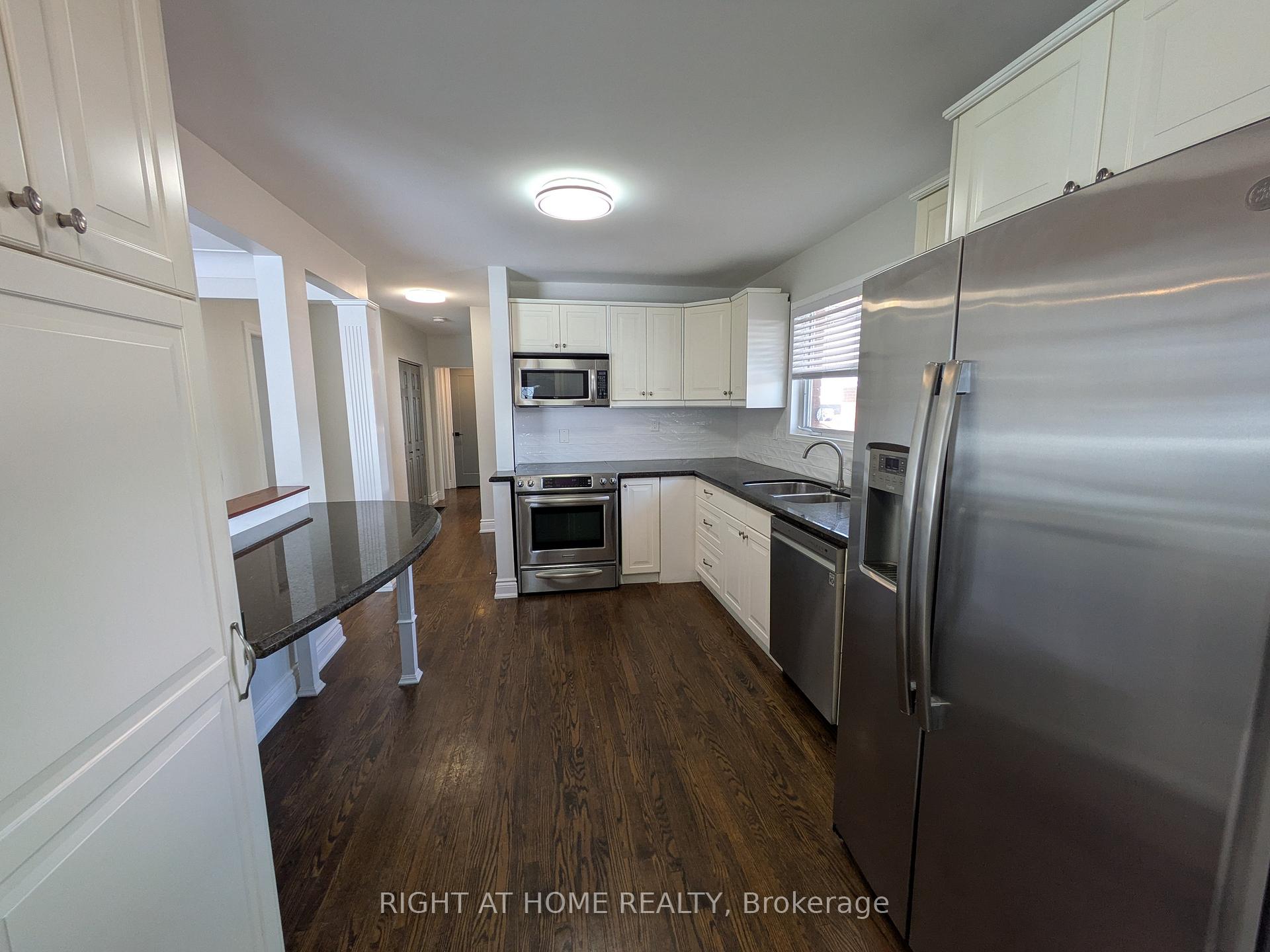 Photo 14 of Unit Upper, 242 West 18th Street, Hamilton, Buchanan — HOMEH