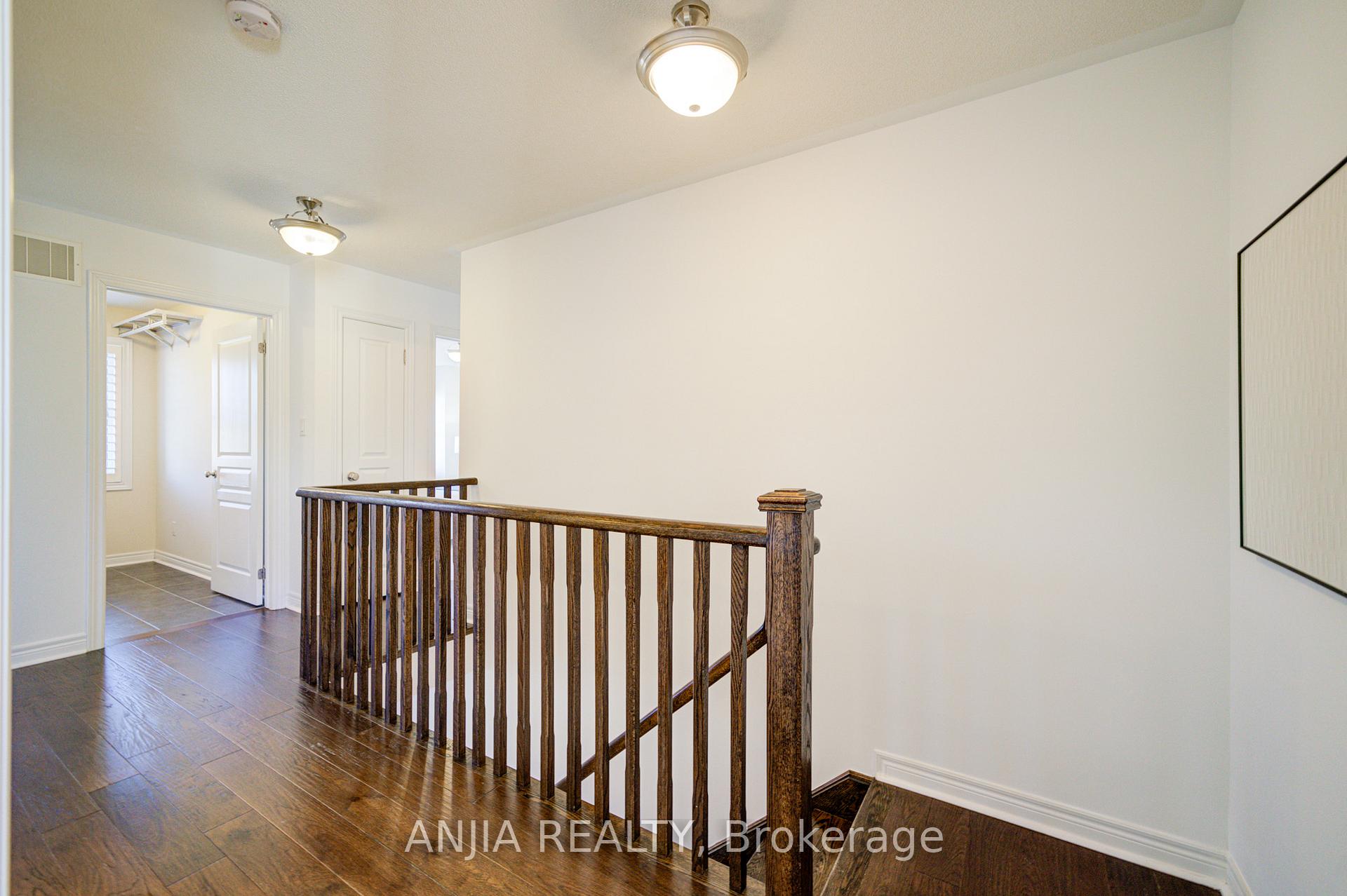 Photo 24 of 9 Cecil Nichols Avenue, Markham, Victoria Manor-Jennings Gate — HOMEH