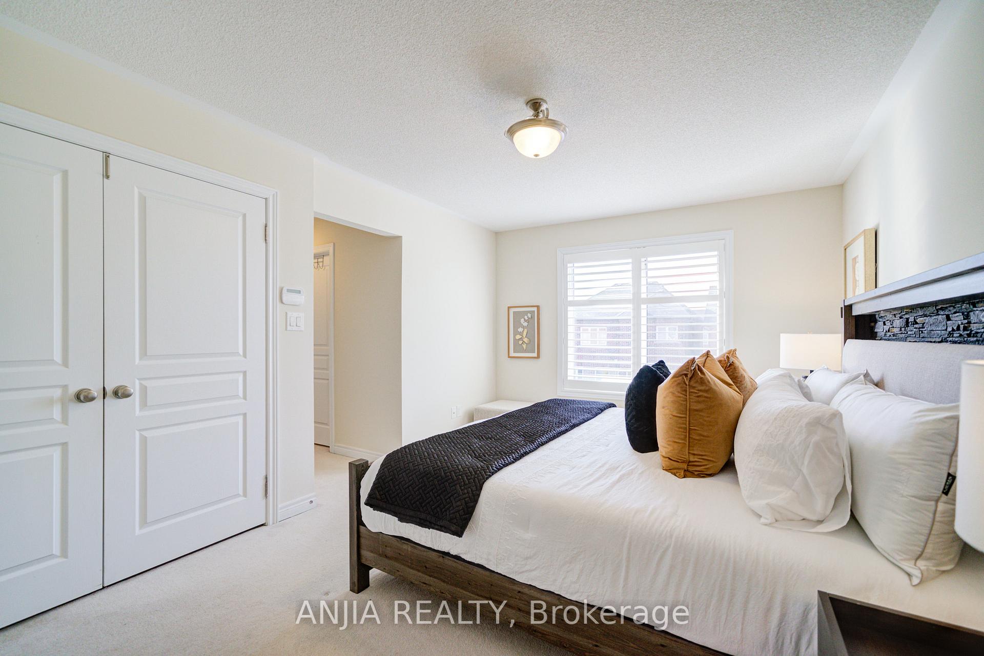 Photo 32 of 9 Cecil Nichols Avenue, Markham, Victoria Manor-Jennings Gate — HOMEH