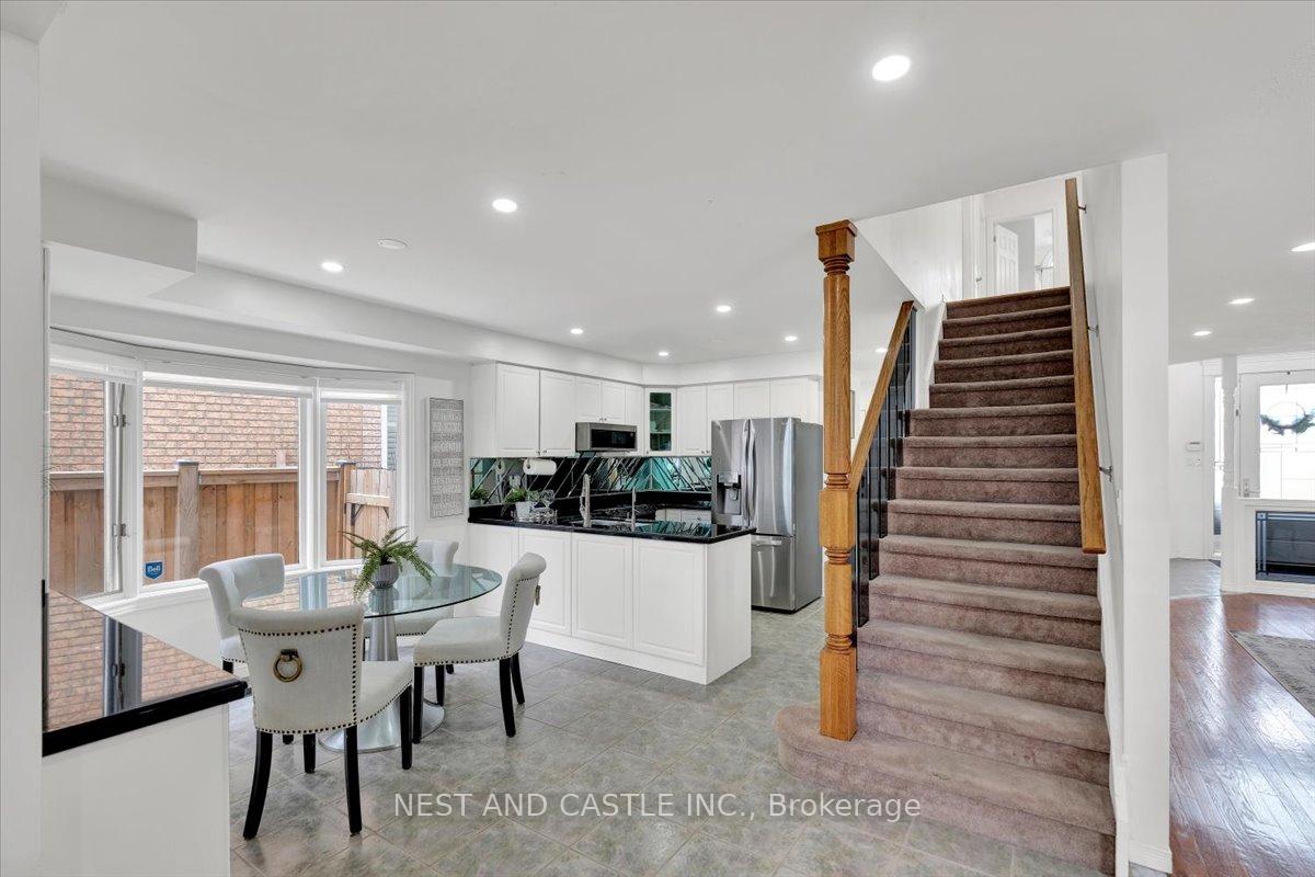 Photo 12 of 13 Treeview Court, Hamilton, Stoney Creek Mountain — HOMEH