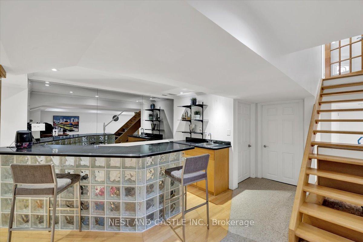 Photo 24 of 13 Treeview Court, Hamilton, Stoney Creek Mountain — HOMEH