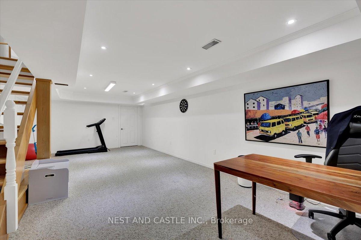 Photo 25 of 13 Treeview Court, Hamilton, Stoney Creek Mountain — HOMEH