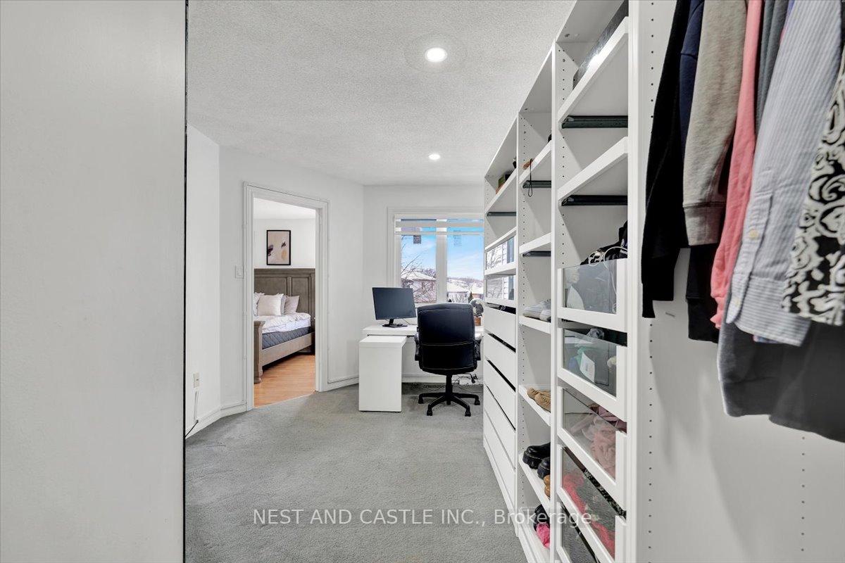 Photo 37 of 13 Treeview Court, Hamilton, Stoney Creek Mountain — HOMEH