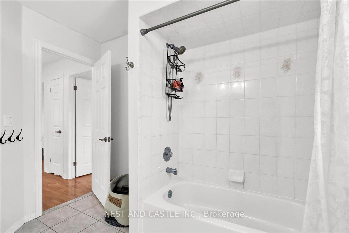 Photo 42 of 13 Treeview Court, Hamilton, Stoney Creek Mountain — HOMEH