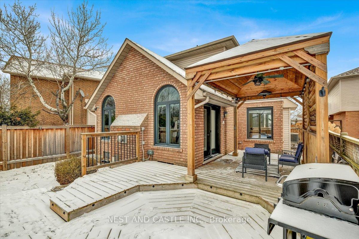 Photo 47 of 13 Treeview Court, Hamilton, Stoney Creek Mountain — HOMEH