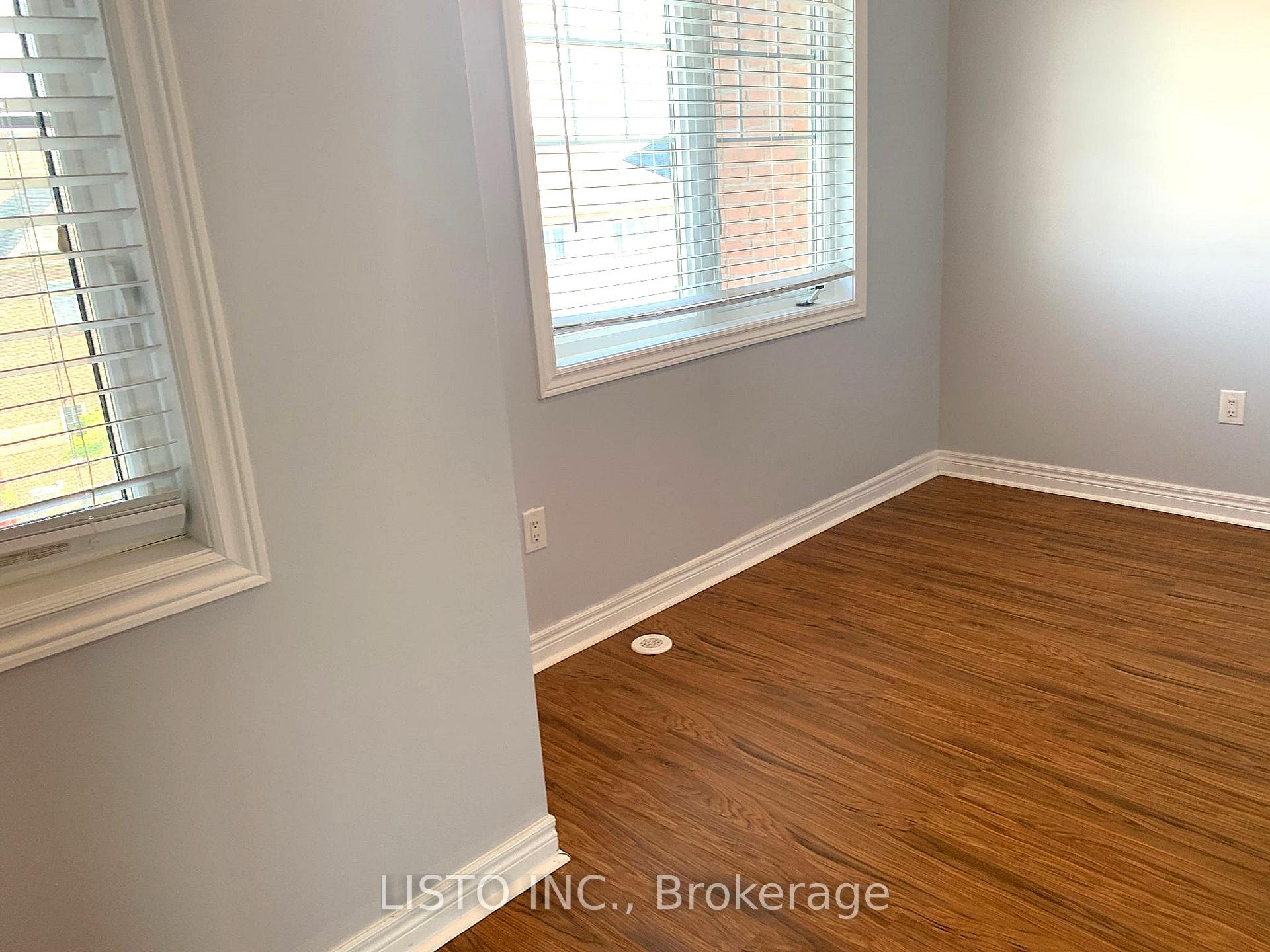Photo 10 of 21 Dundas Way, Markham, Greensborough — HOMEH