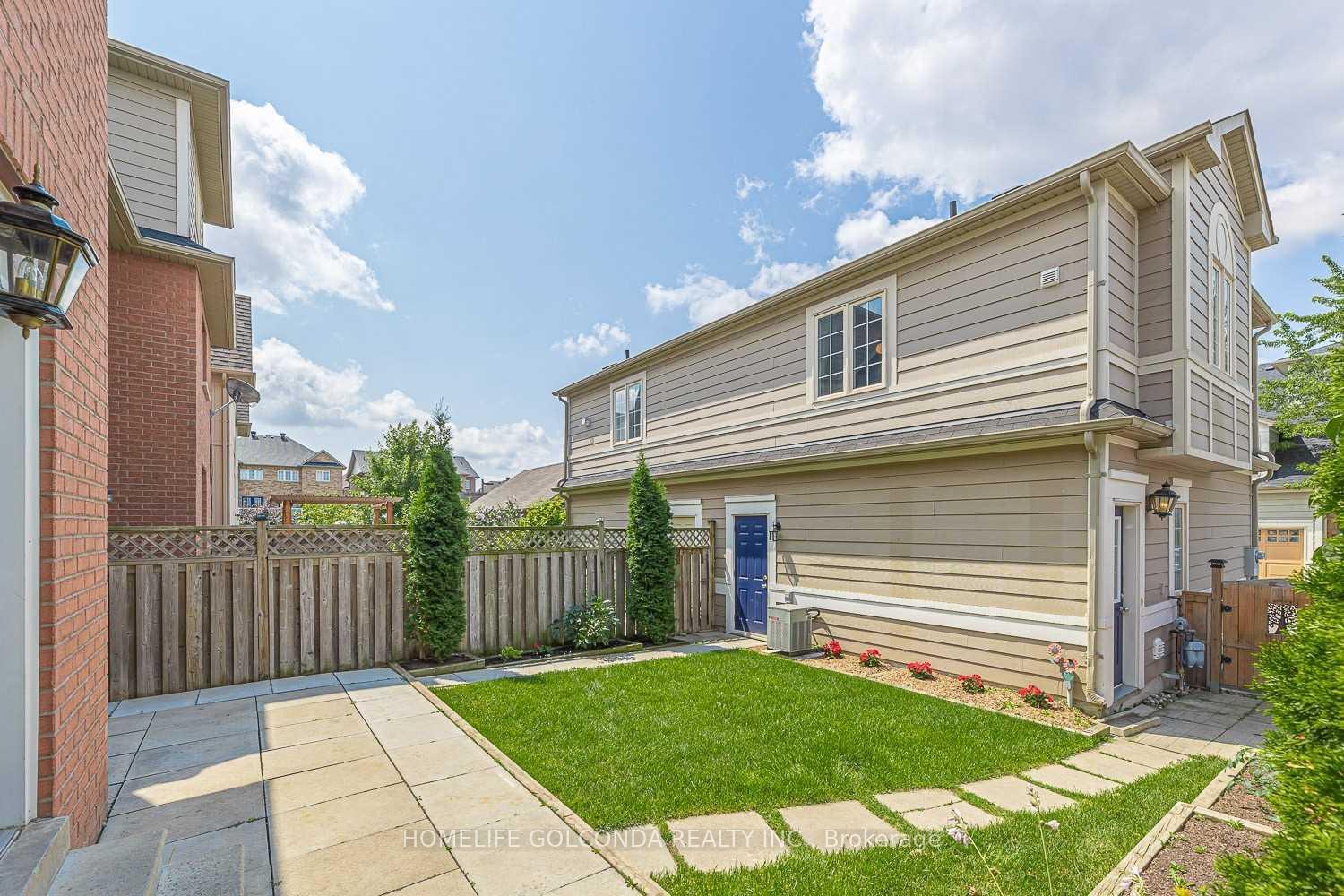 Photo 1 of Unit Coach, 32 Cardrew Street, Markham, Cornell — HOMEH