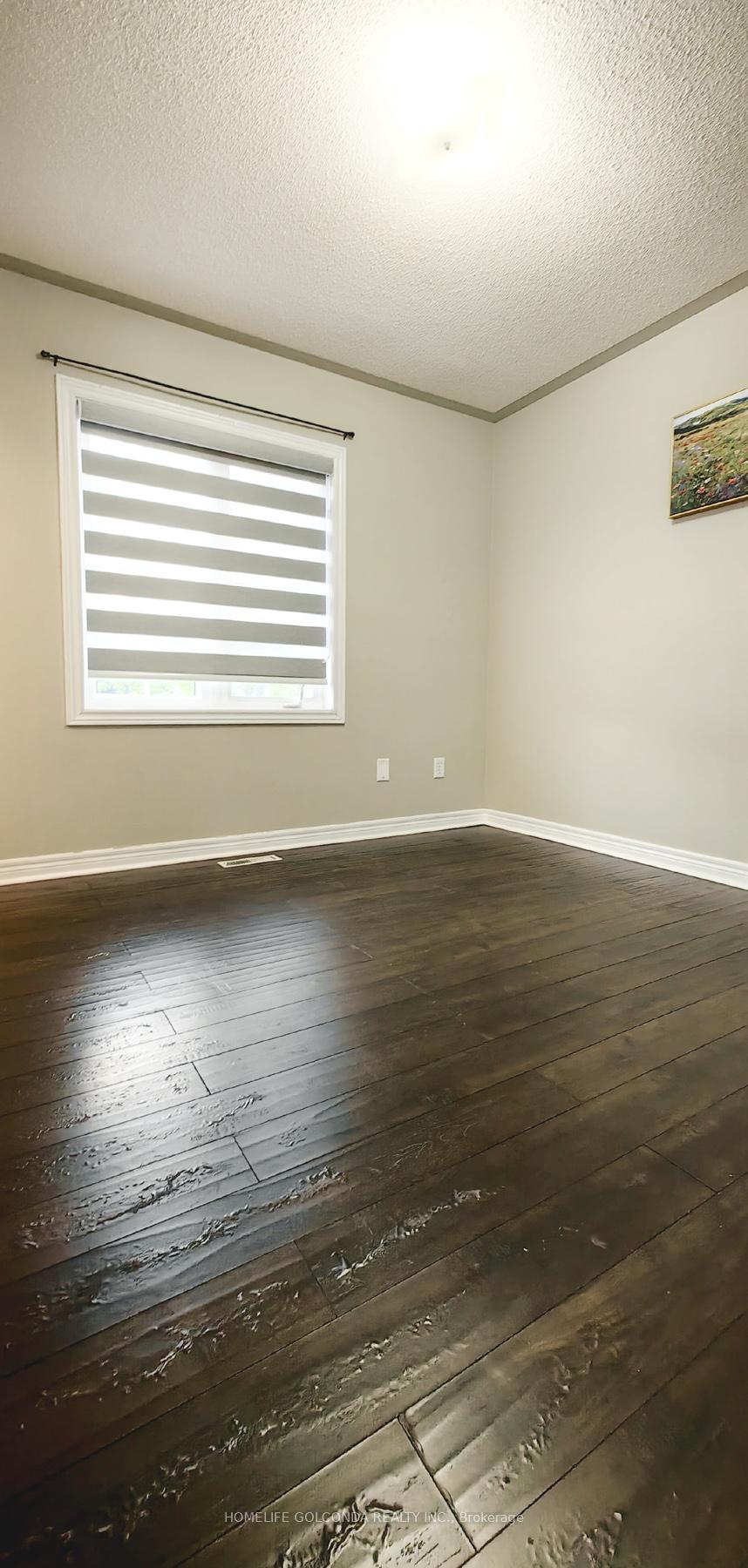 Photo 11 of Unit Coach, 32 Cardrew Street, Markham, Cornell — HOMEH