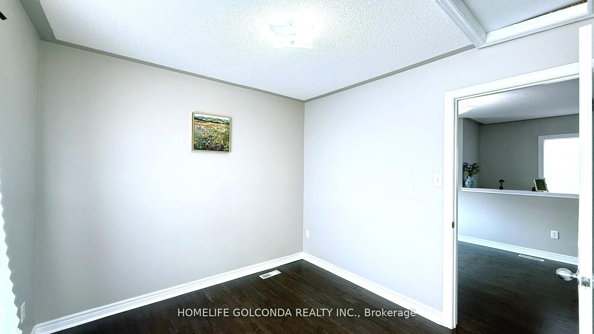 Photo 12 of Unit Coach, 32 Cardrew Street, Markham, Cornell — HOMEH