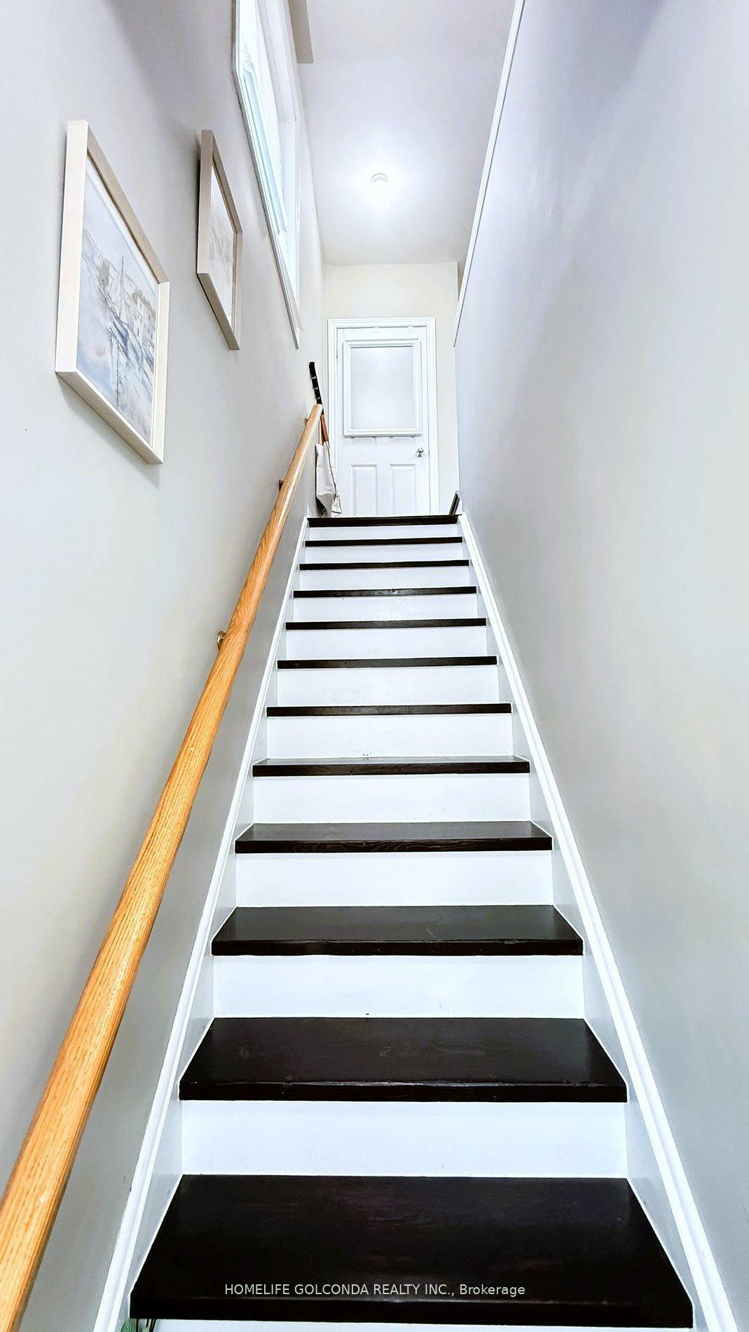 Photo 17 of Unit Coach, 32 Cardrew Street, Markham, Cornell — HOMEH