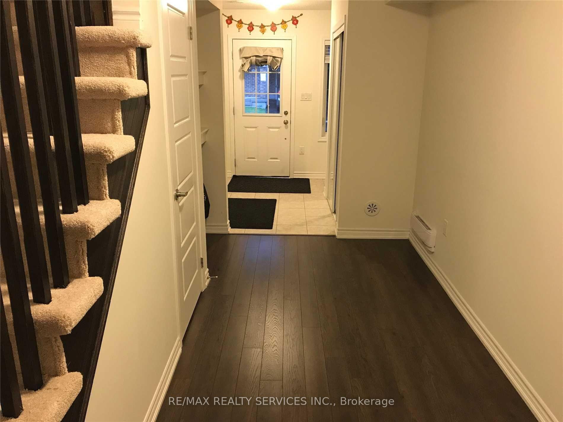 Photo 2 of 568 Allport Gate, Milton, Clarke — HOMEH